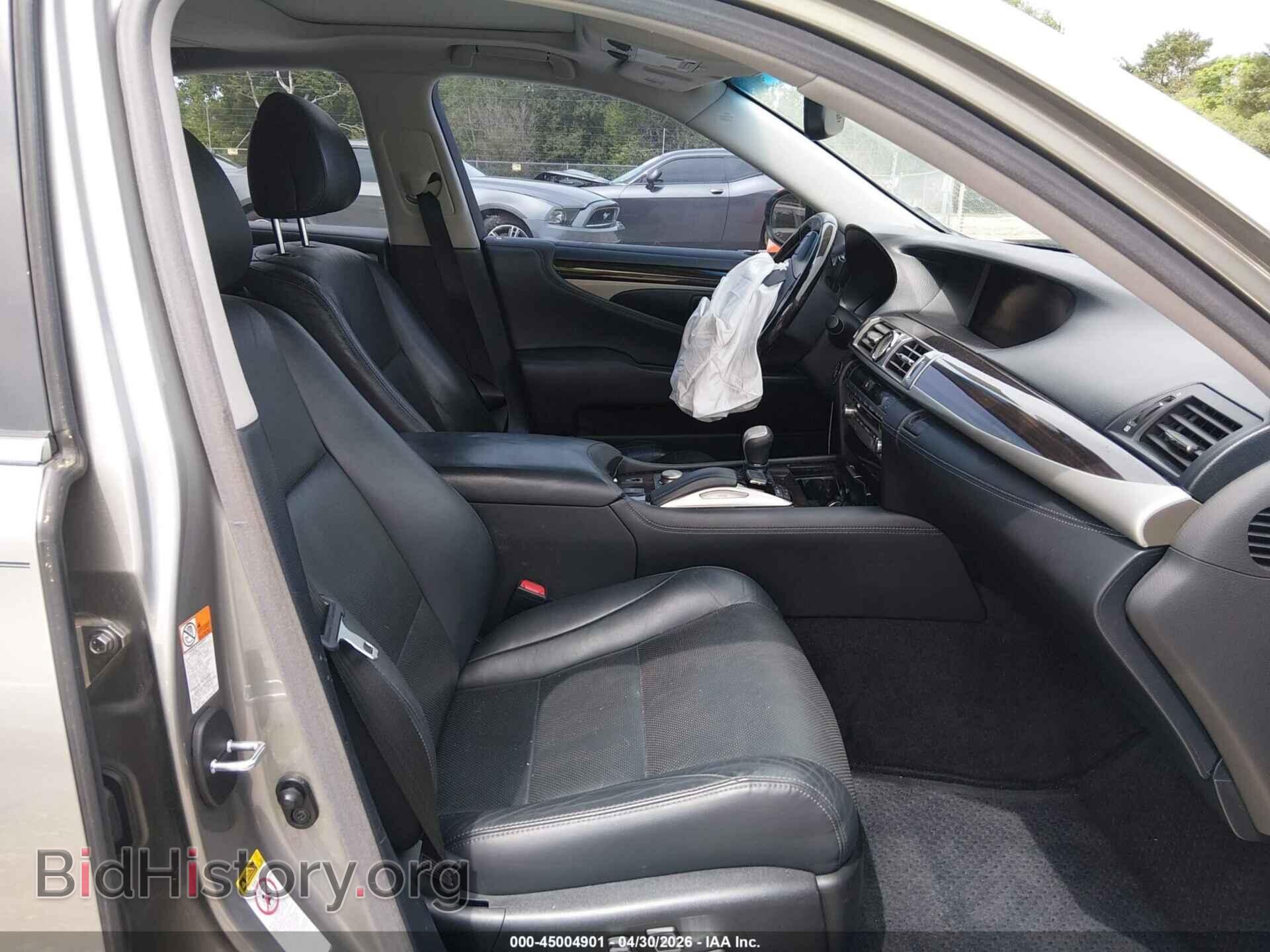 2016 LEXUS LS 460 - VIN: JTHBL5EF8G5140416 - Photo 5
