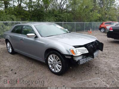 2014 Chrysler 300C AWD, silver — VIN 2C3CCAKG4EH169983, IAAI