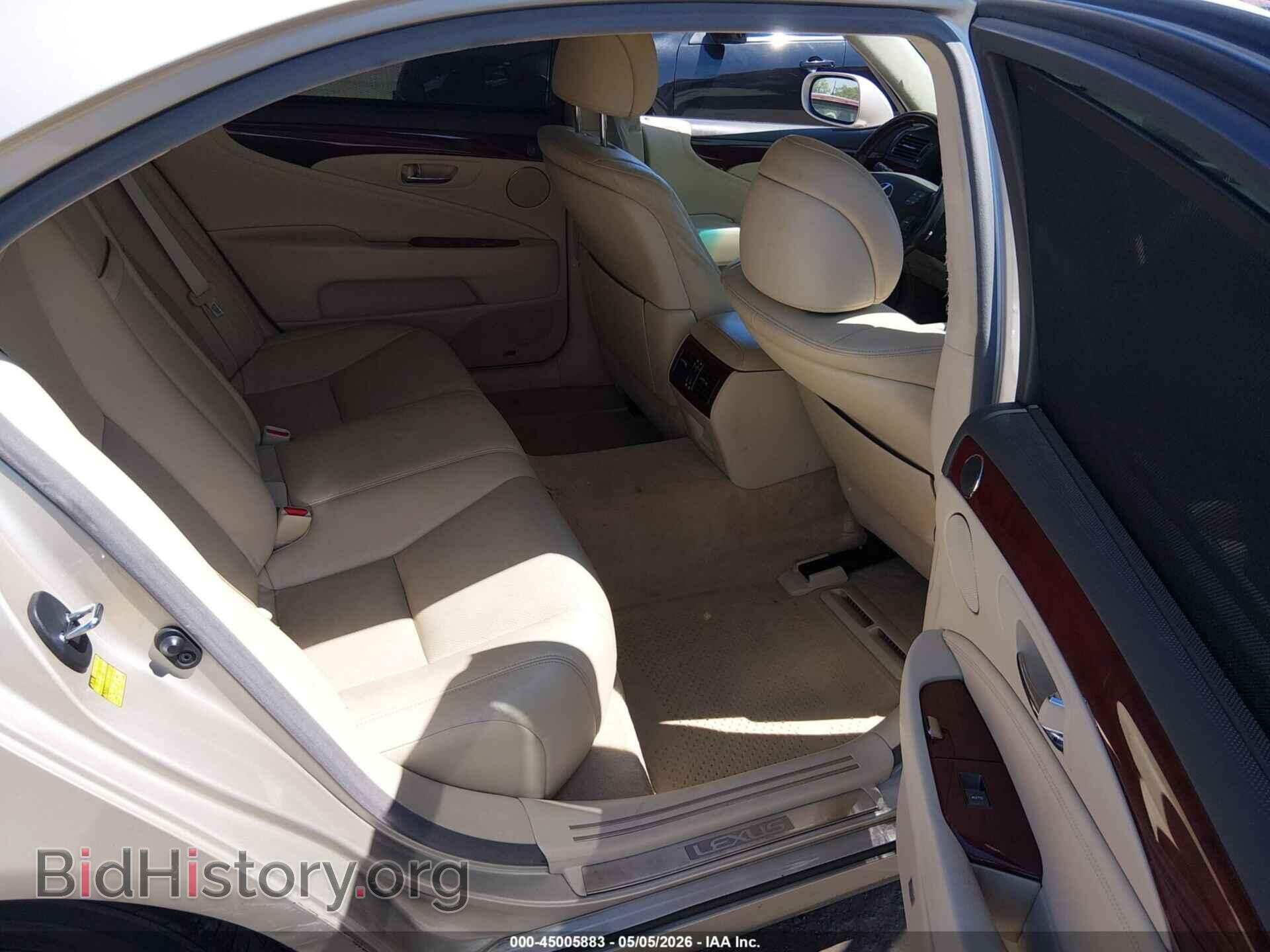 2011 LEXUS LS 460 - VIN: JTHGL5EF3B5043106 - Photo 8