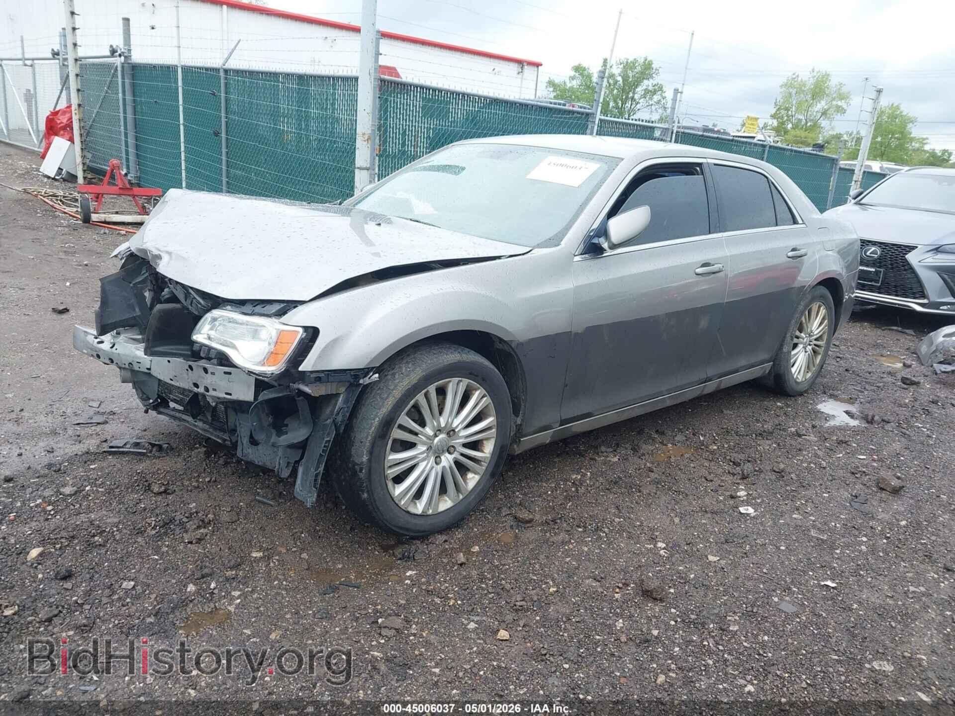 2014 CHRYSLER 300 - VIN: 2C3CCARGXEH201552 - Photo 2
