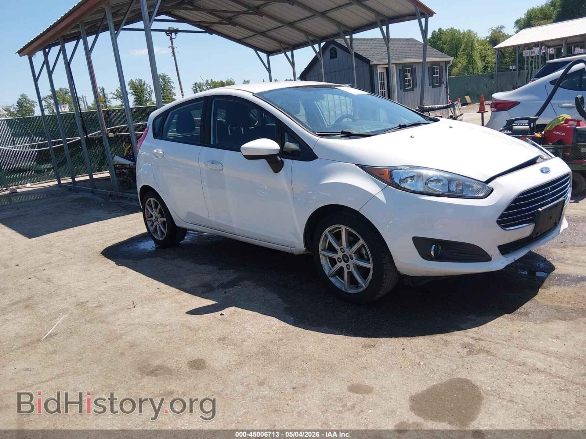 Photo 3FADP4EJ2KM105876 - FORD FIESTA 2019