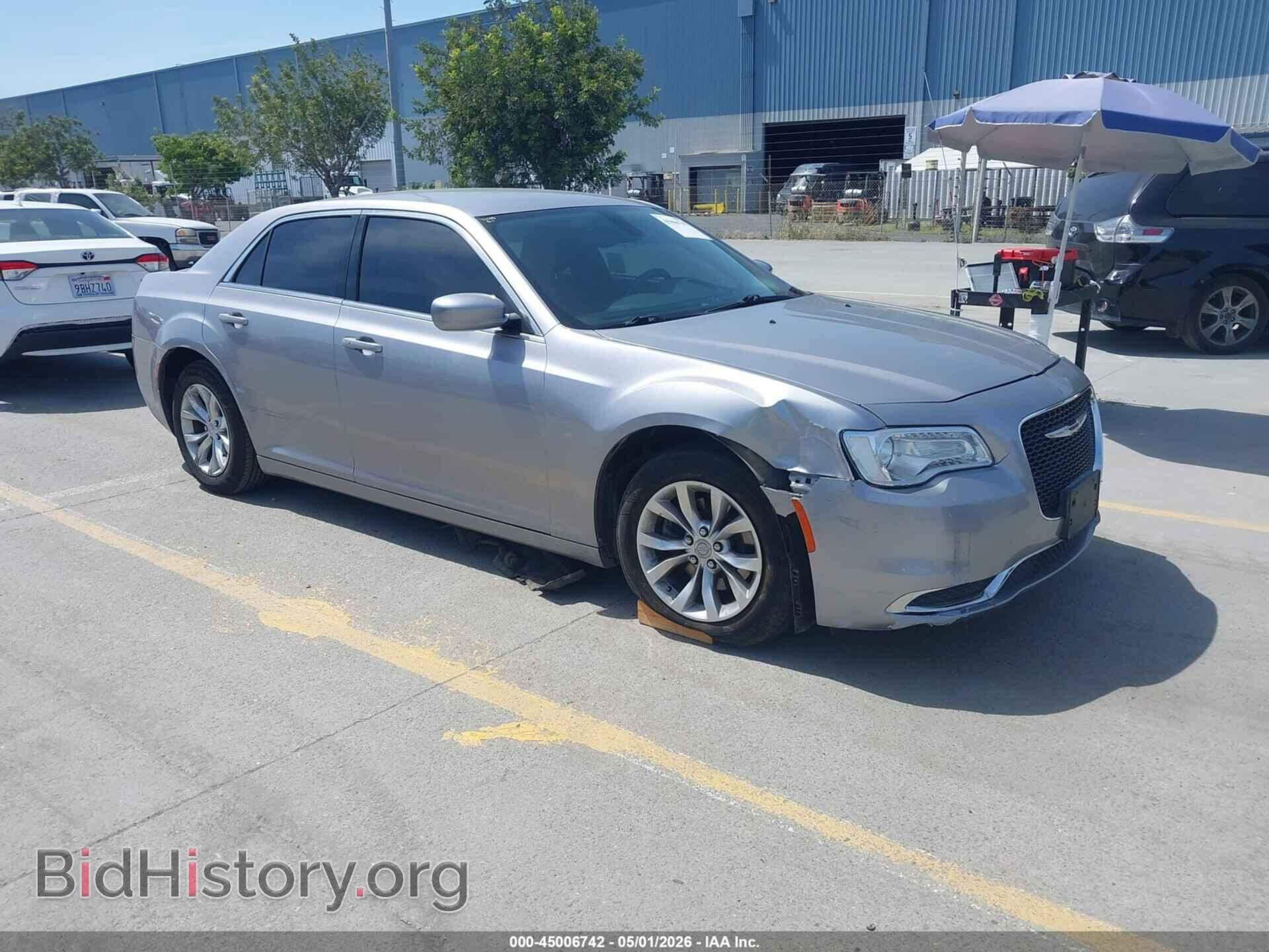 Photo 2C3CCAAG2FH838061 - CHRYSLER 300 2015
