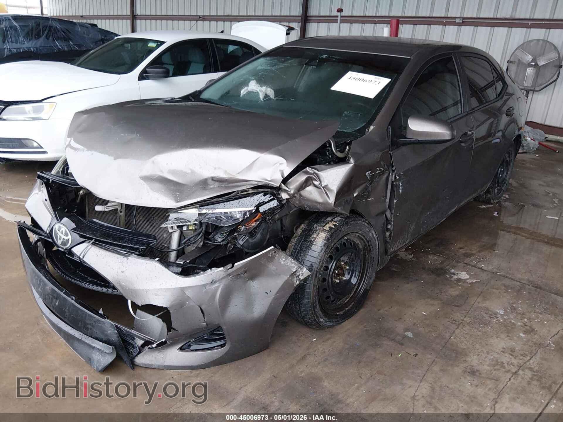2017 TOYOTA COROLLA - VIN: 2T1BURHEXHC868140 - Photo 2