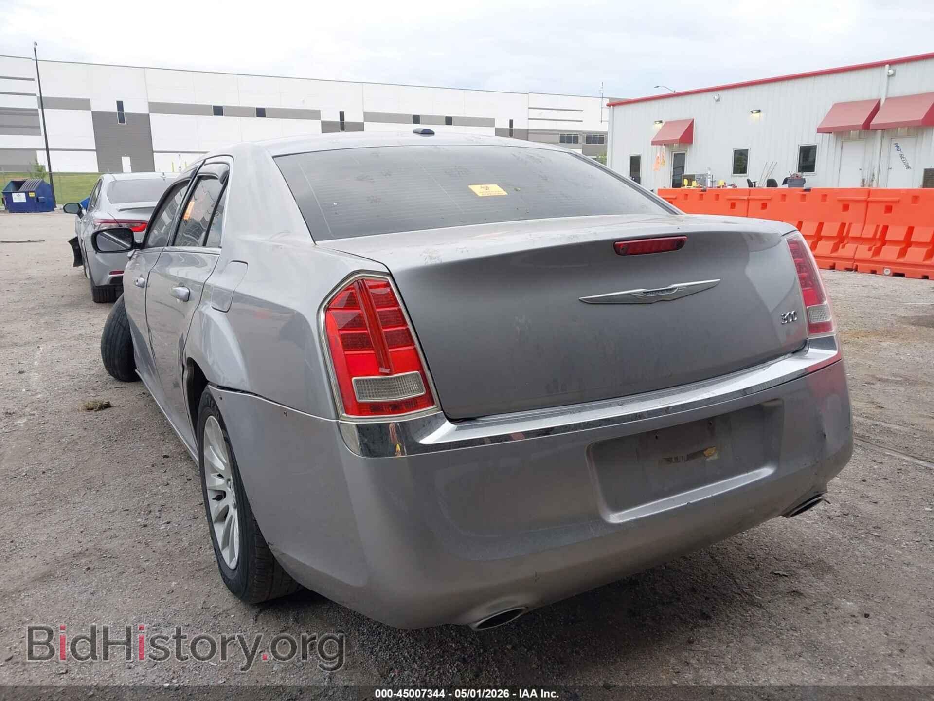 2014 CHRYSLER 300 - VIN: 2C3CCAAG5EH377565 - Photo 3