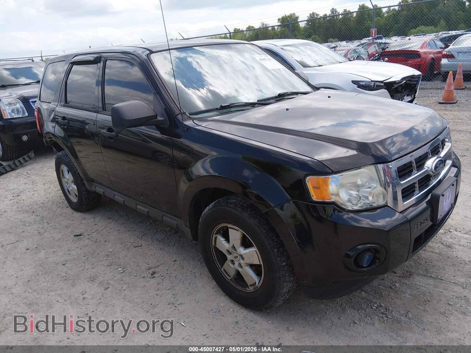 Фотография 1FMCU0C78AKB10855 - FORD ESCAPE 2010