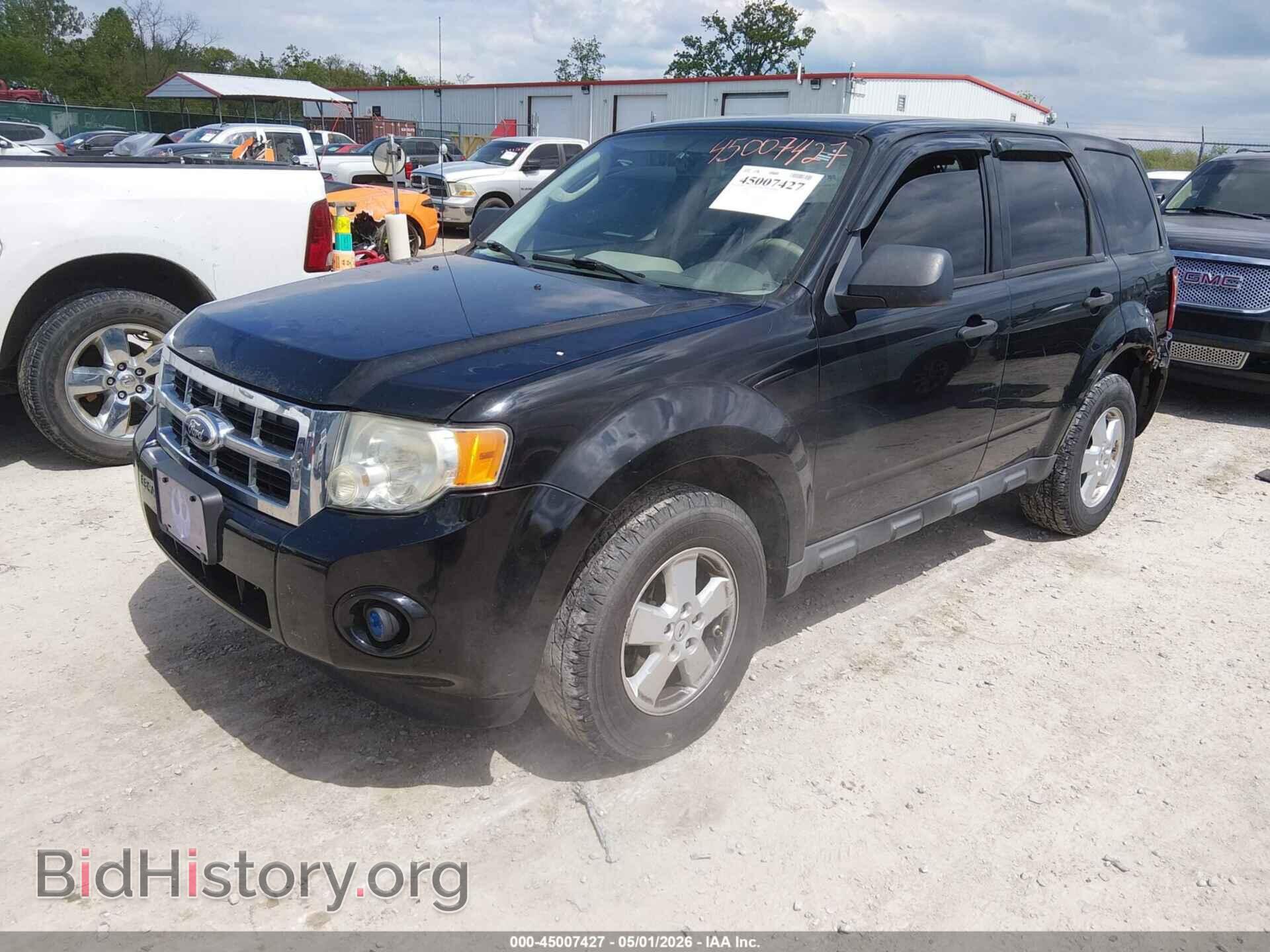 2010 FORD ESCAPE - VIN: 1FMCU0C78AKB10855 - Фото 2