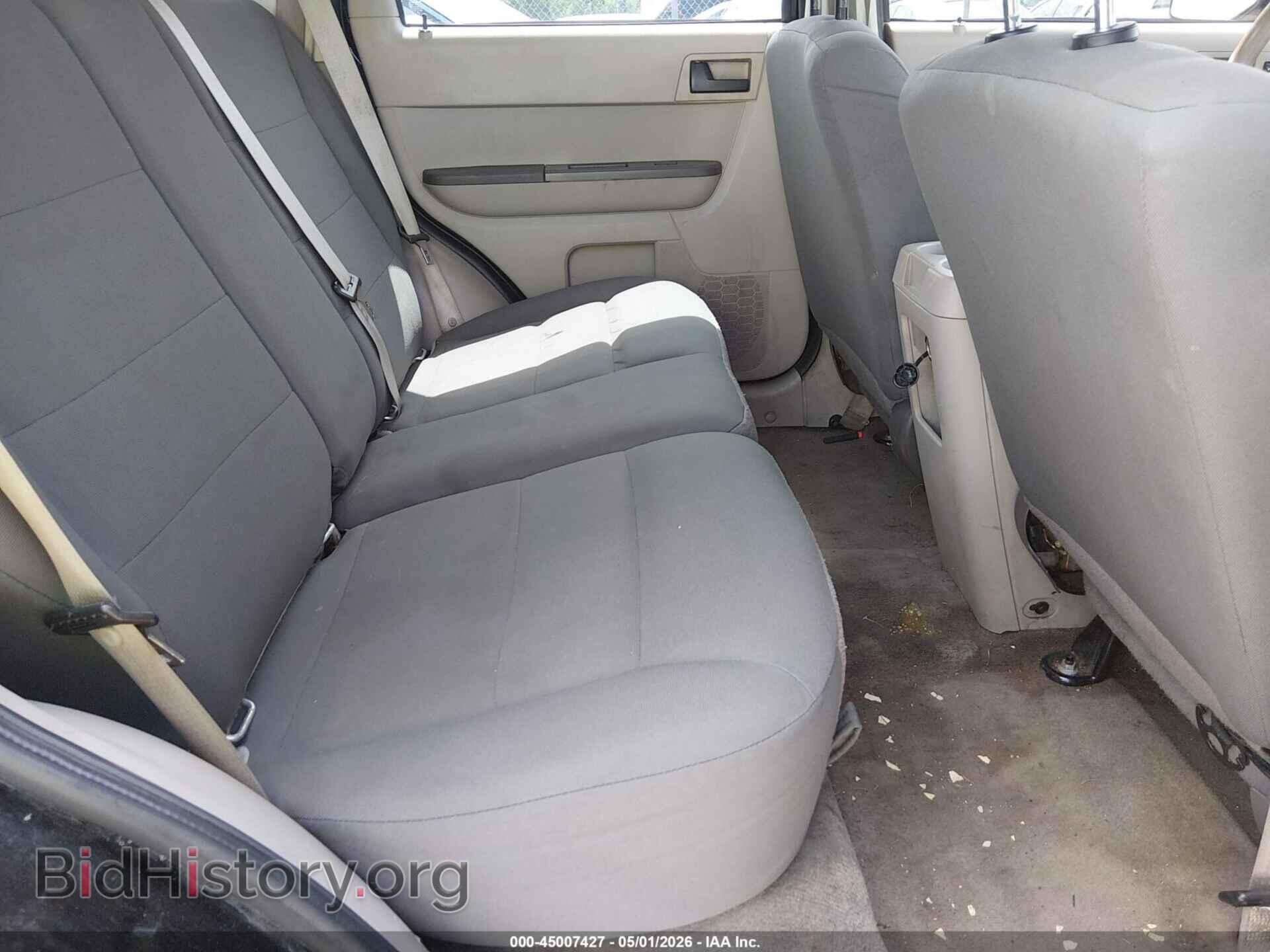 2010 FORD ESCAPE - VIN: 1FMCU0C78AKB10855 - Фото 8