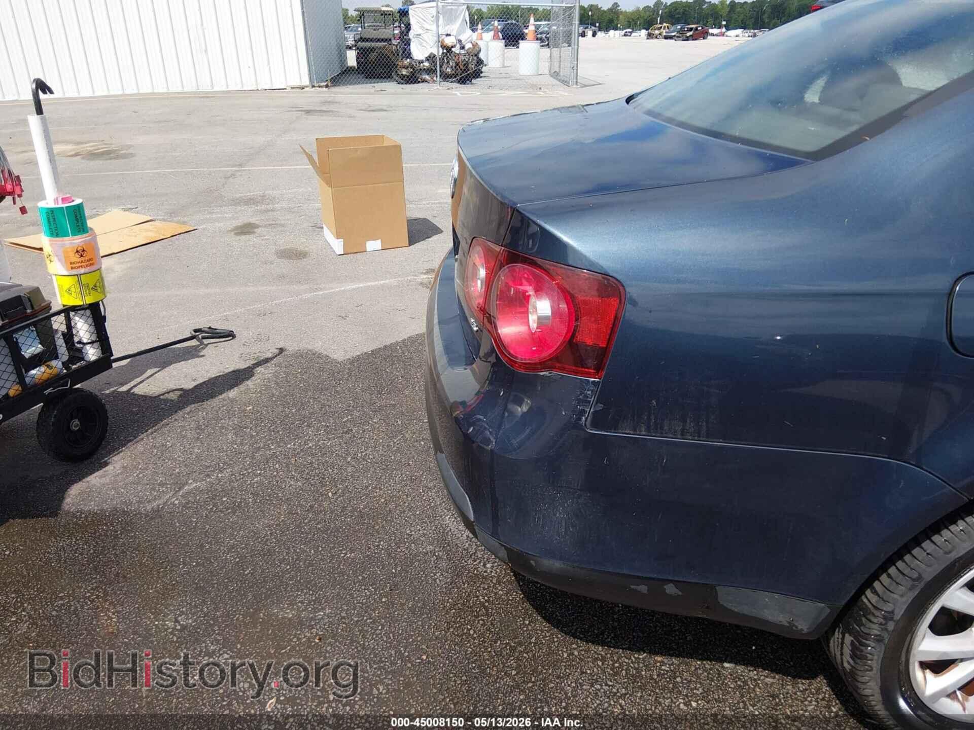 2010 VOLKSWAGEN JETTA - VIN: 3VWRZ7AJ2AM032425 - Фото 6