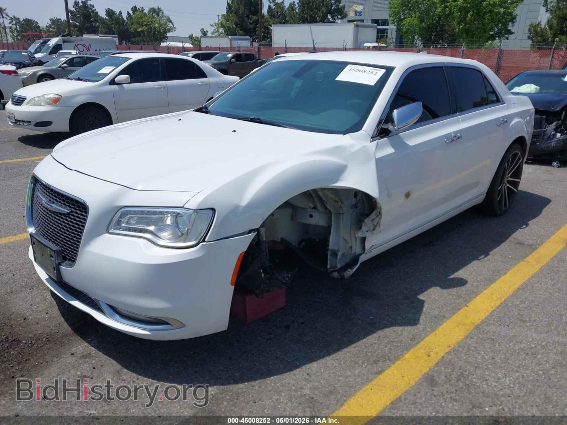 2018 CHRYSLER 300 - VIN: 2C3CCAEG7JH148647 - Фото 2