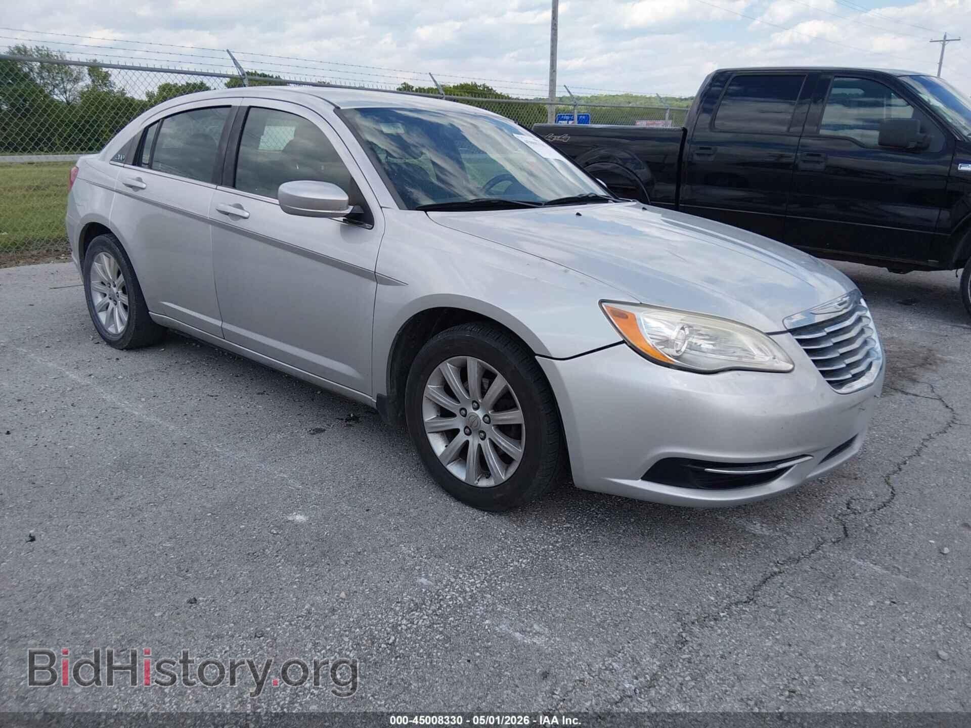 Photo 1C3BC1FB4BN533171 - CHRYSLER 200 2011
