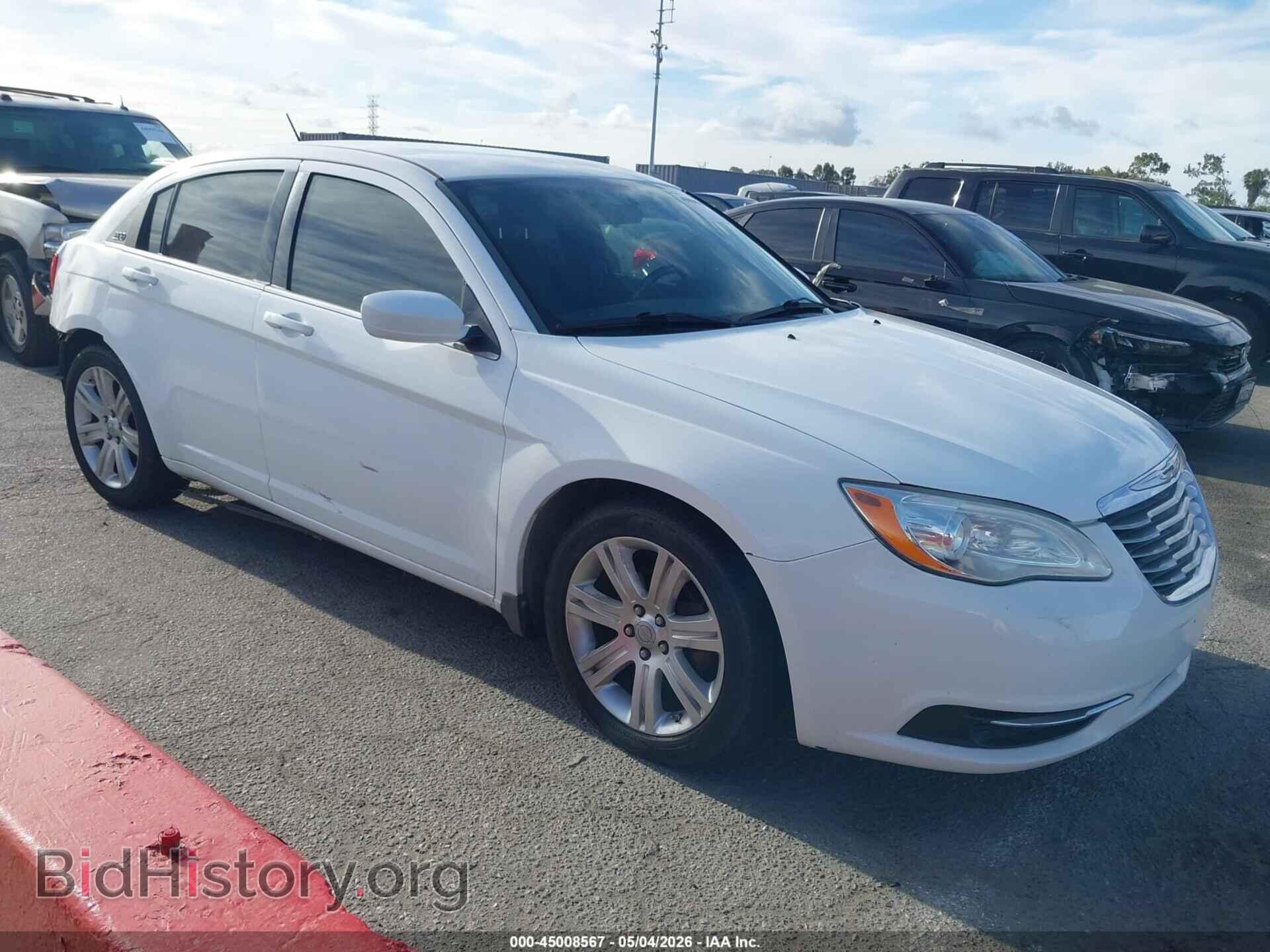 2013 CHRYSLER 200 - VIN: 1C3CCBBB4DN765322 - Фото 1