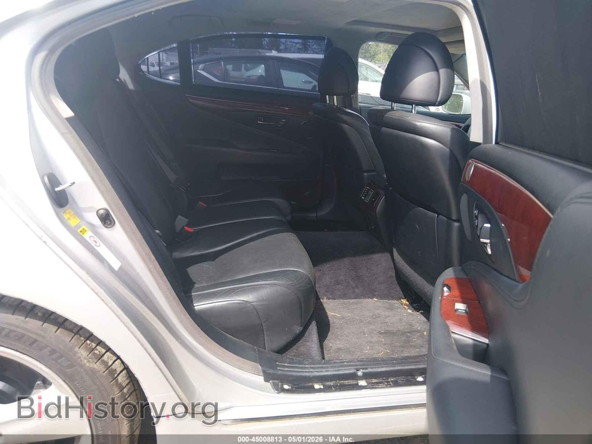 2009 LEXUS LS 460 - VIN: JTHGL46F895034730 - Photo 8