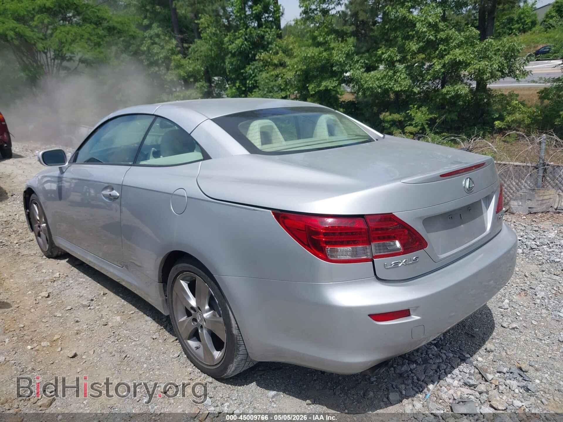 2010 LEXUS IS 250C - VIN: JTHFF2C29A2507243 - Photo 3
