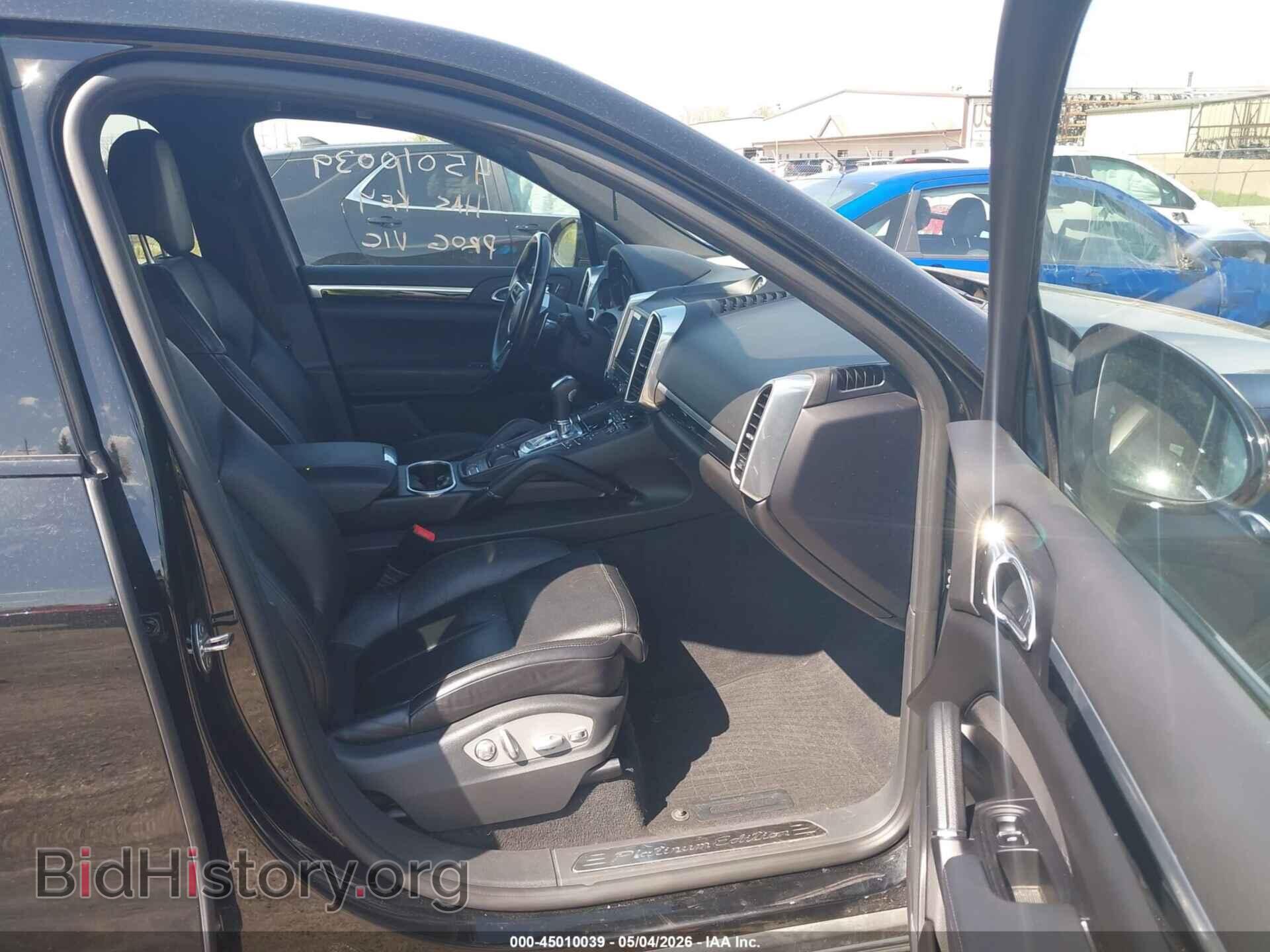 2017 PORSCHE CAYENNE - VIN: WP1AA2A20HKA81576 - Фото 5