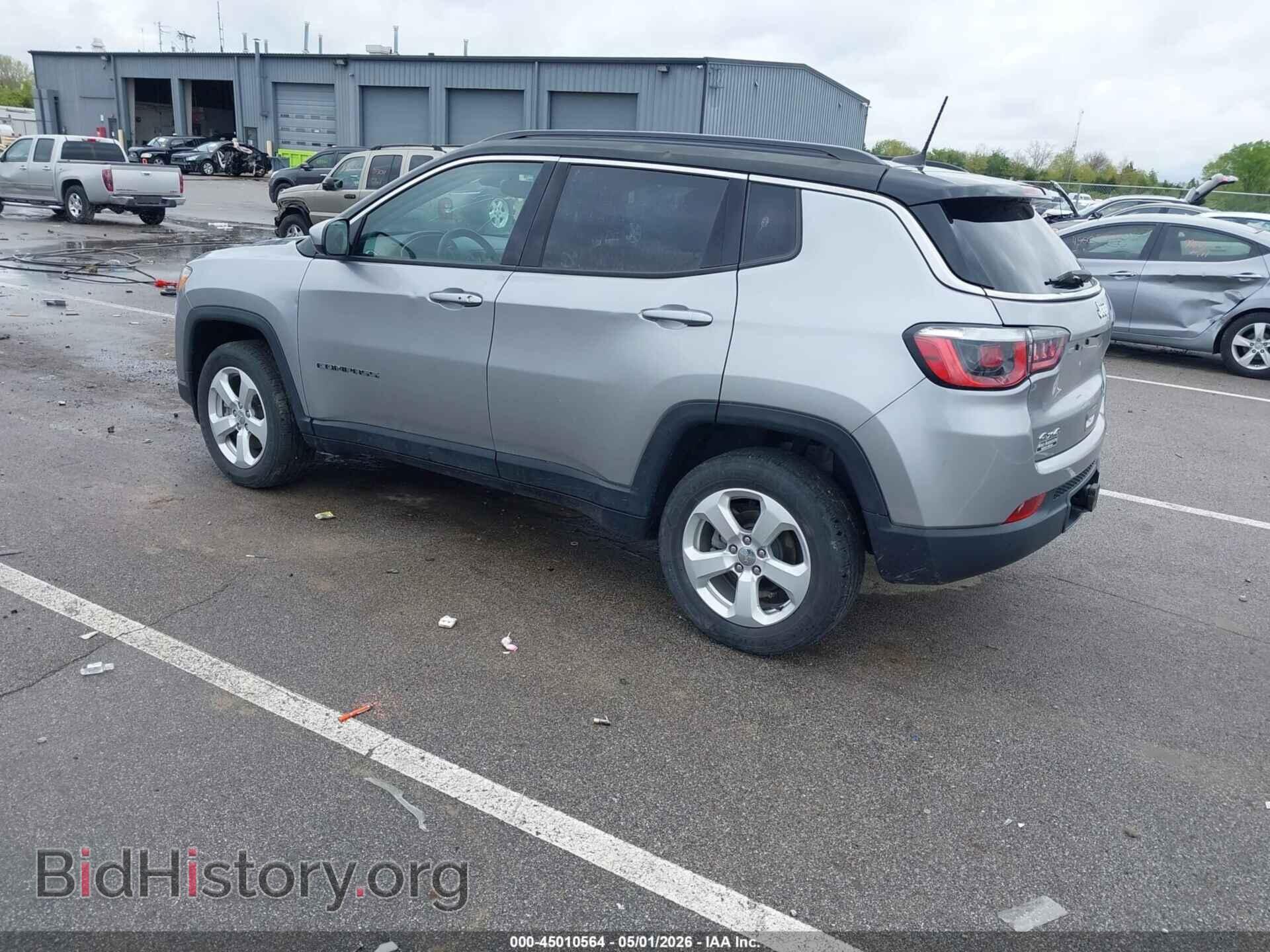 2019 JEEP COMPASS - VIN: 3C4NJDBB0KT696910 - Фото 3