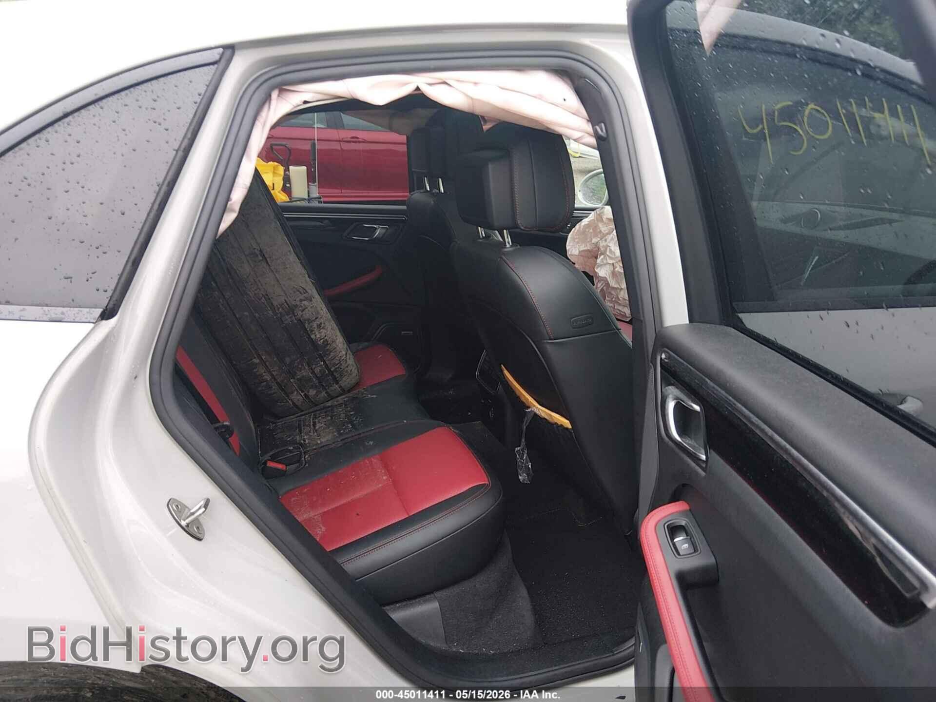 2019 PORSCHE MACAN - VIN: WP1AB2A51KLB33211 - Photo 8
