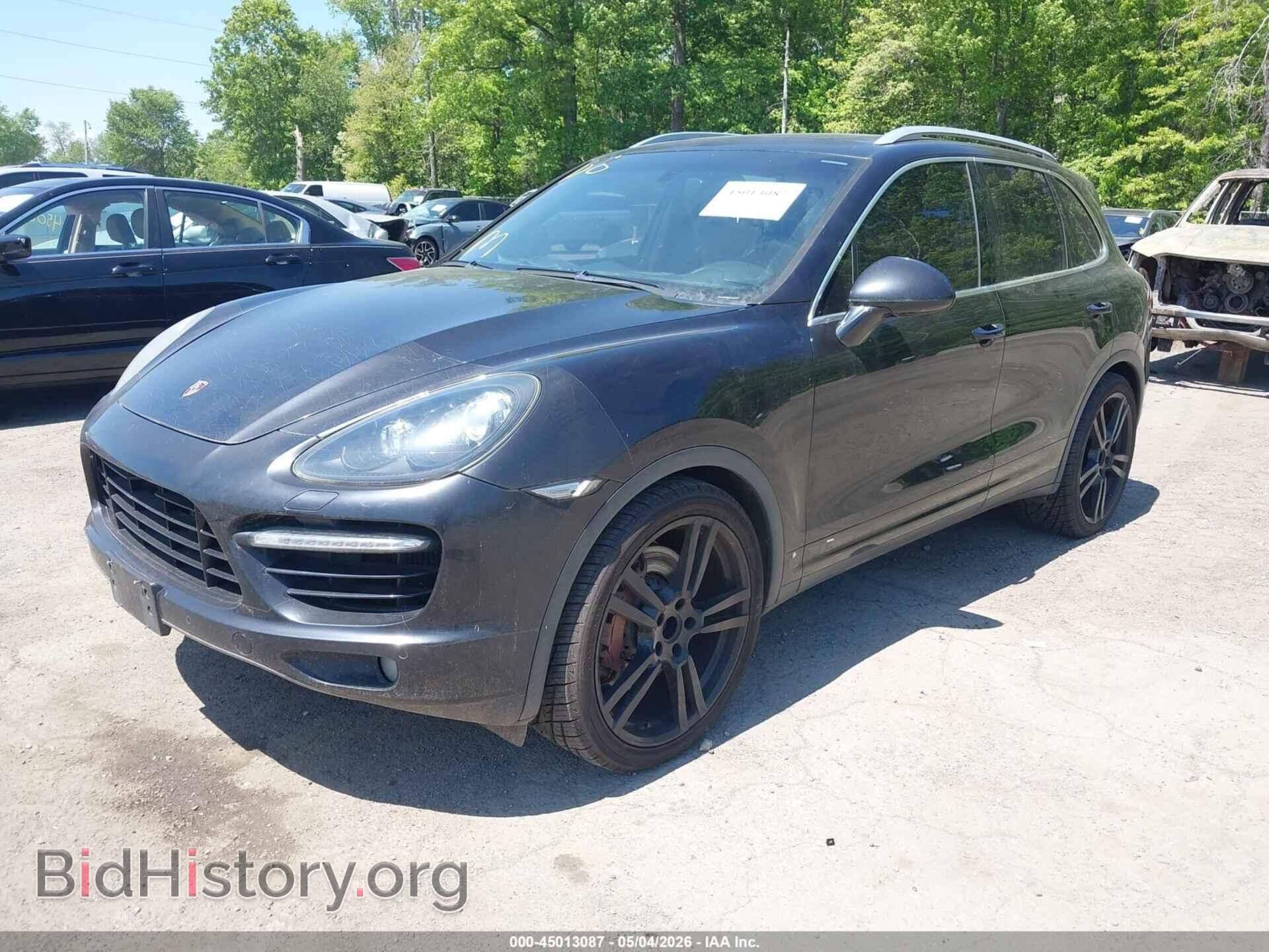 2011 PORSCHE CAYENNE - VIN: WP1AC2A23BLA85682 - Photo 2