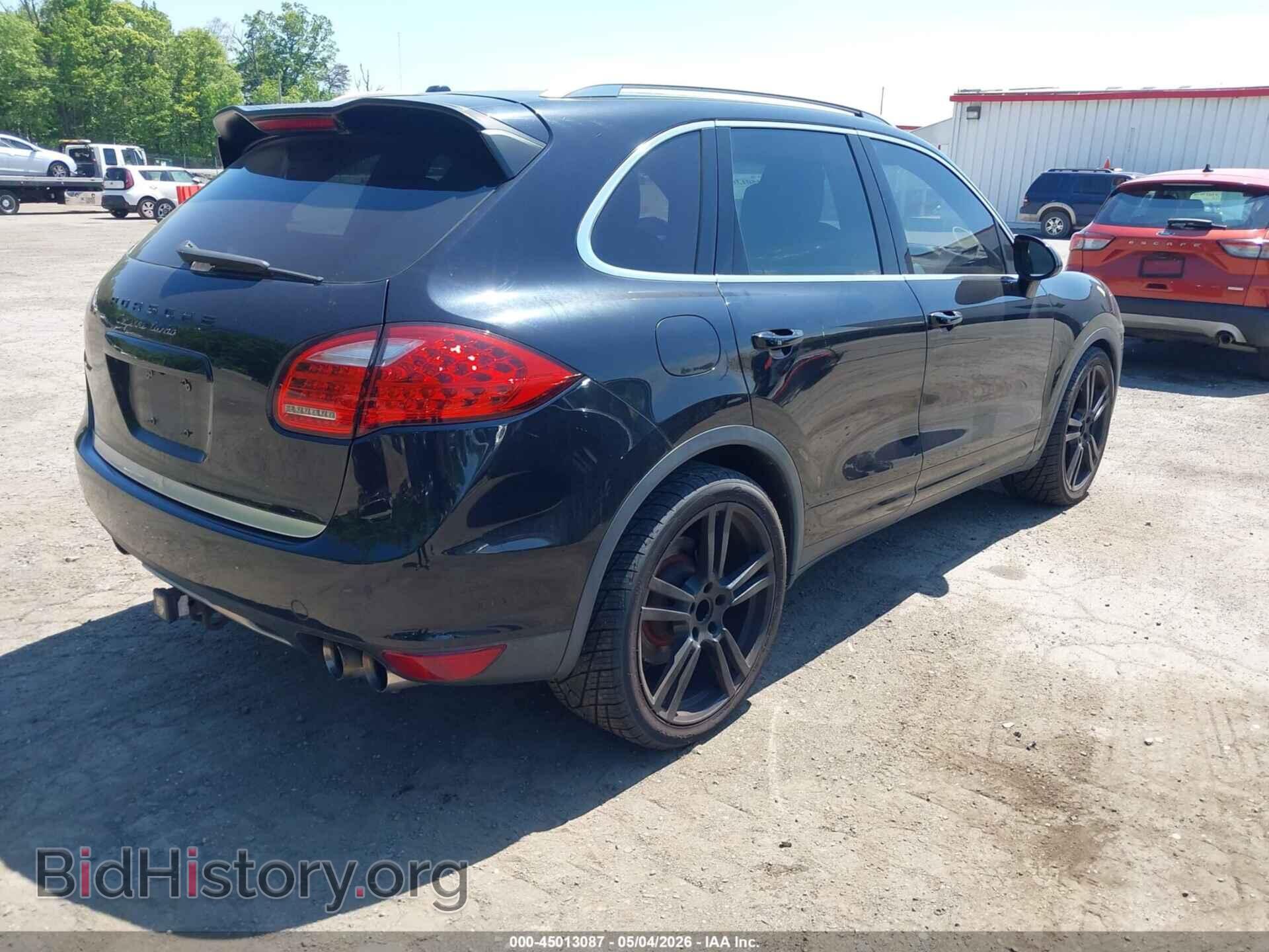 2011 PORSCHE CAYENNE - VIN: WP1AC2A23BLA85682 - Photo 4