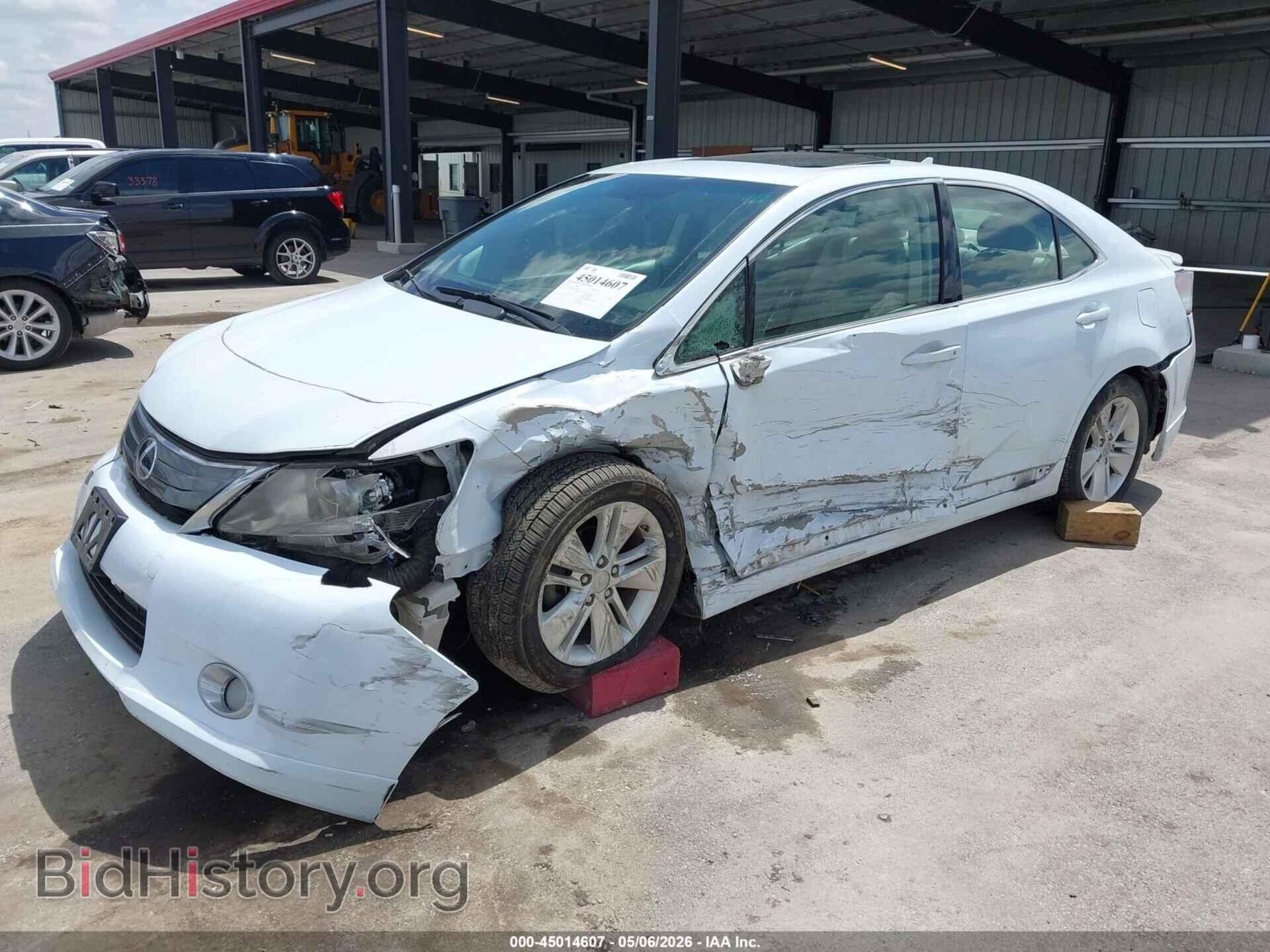 2010 LEXUS HS 250H - VIN: JTHBB1BA5A2014267 - Photo 2