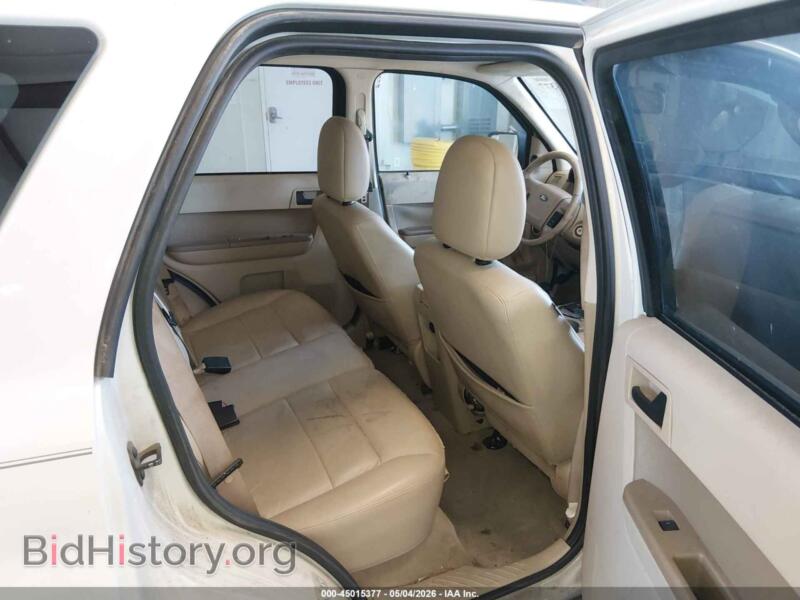 2012 Ford ESCAPE (VIN 1FMCU0D77CKC43575) — photo 8 of 16