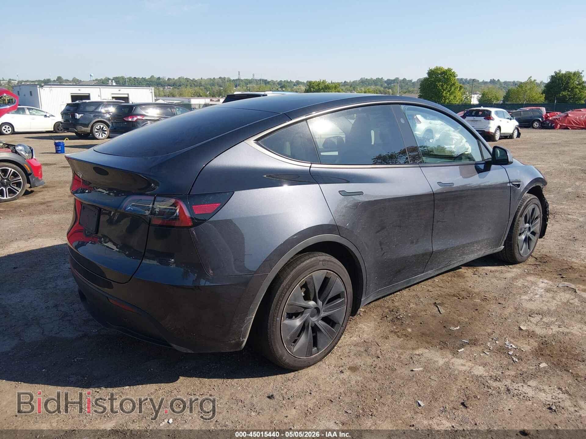 2024 TESLA MODEL Y - VIN: 7SAYGDED3RF199483 - Фото 4