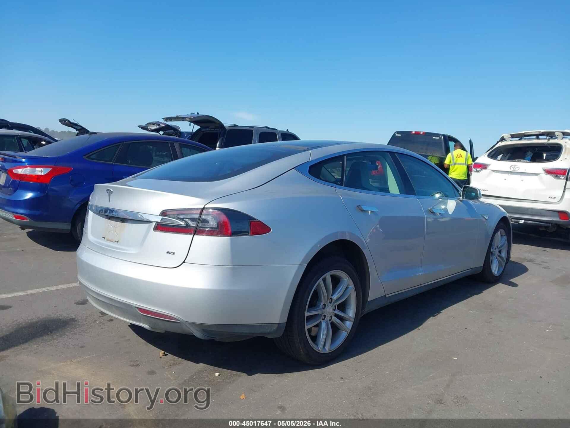2013 TESLA MODEL S - VIN: 5YJSA1CN2DFP14691 - Фото 4