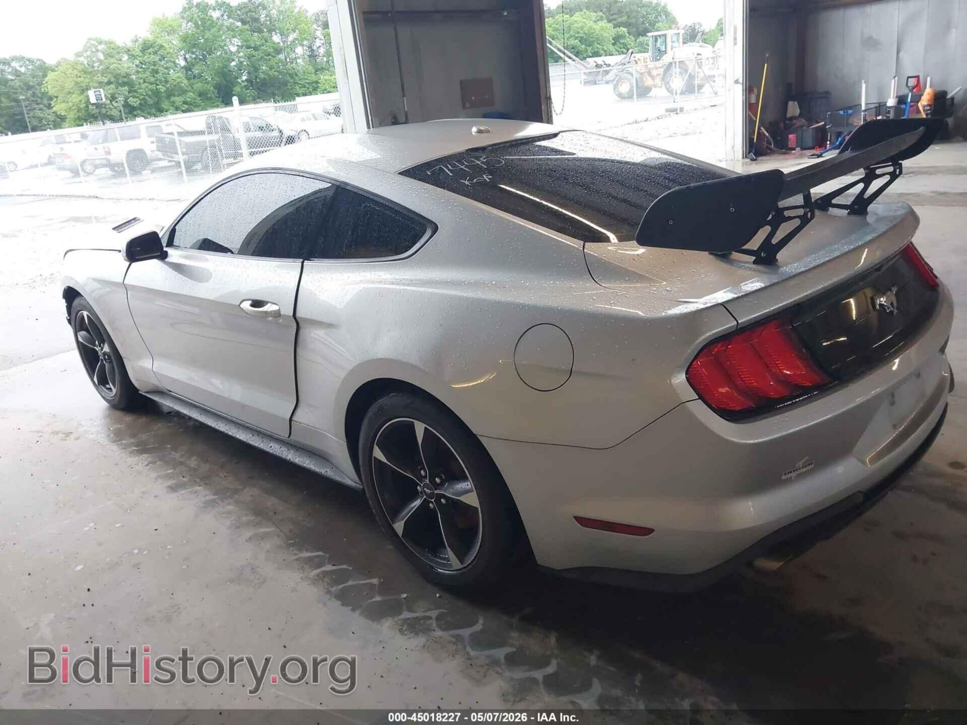 2019 FORD MUSTANG - VIN: 1FA6P8TH3K5187445 - Фото 3