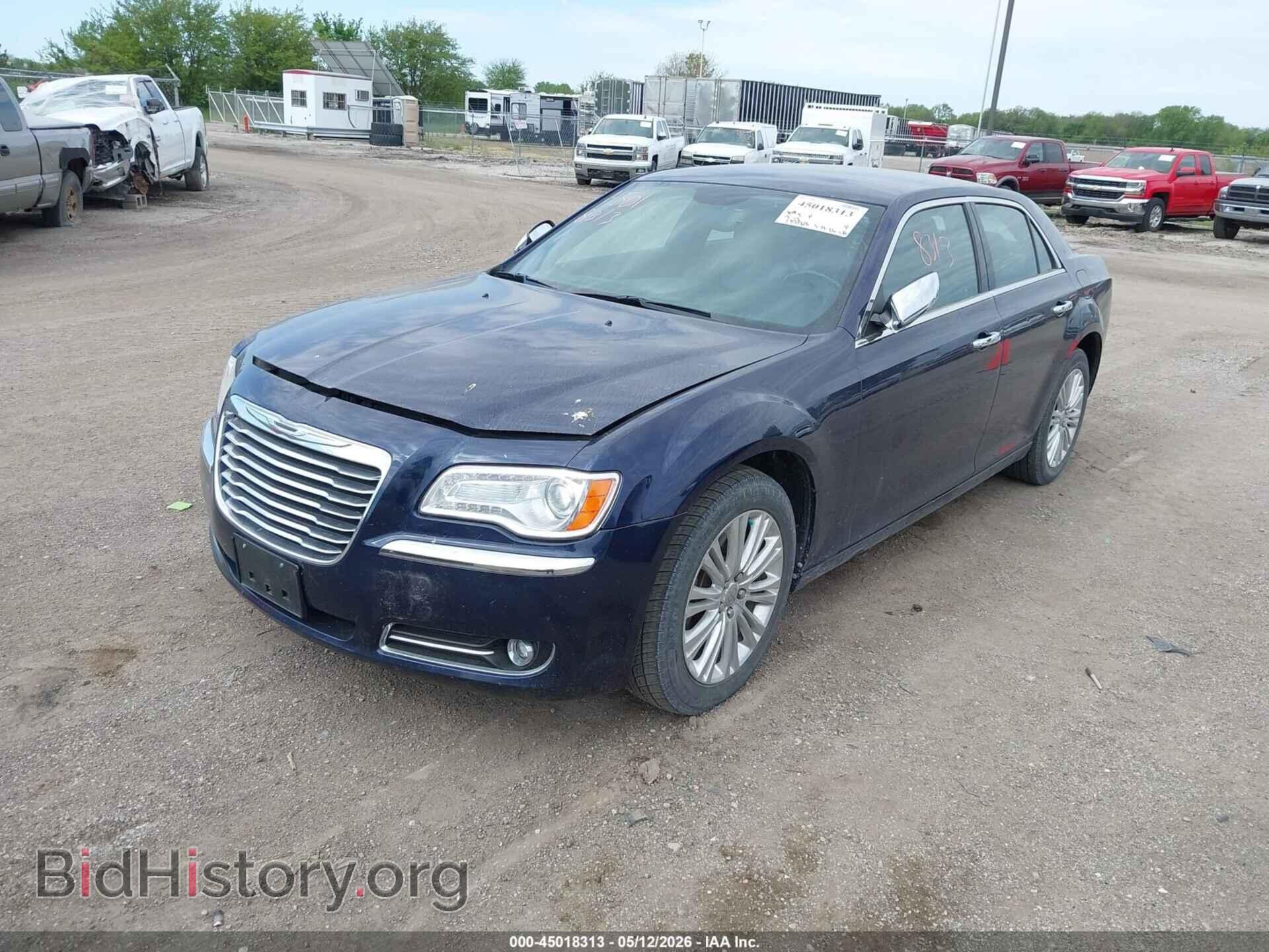 2014 CHRYSLER 300C - VIN: 2C3CCAKG4EH201766 - Фото 2