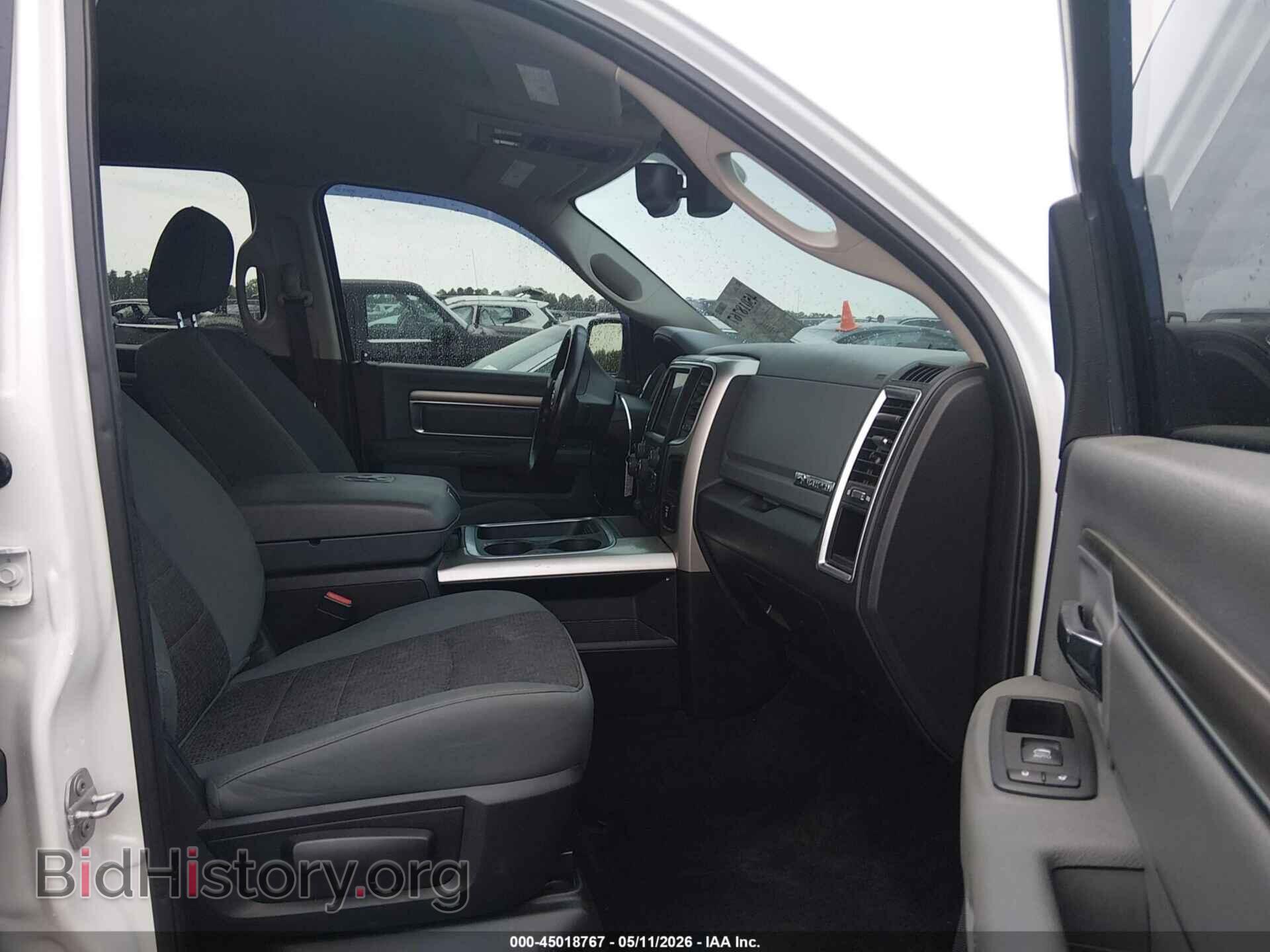 2018 RAM 1500 - VIN: 3C6RR7LT2JG171784 - Фото 5