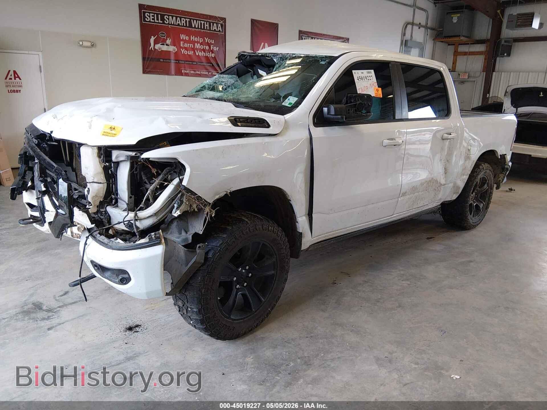 2020 RAM 1500 - VIN: 1C6SRFFT9LN323089 - Фото 2