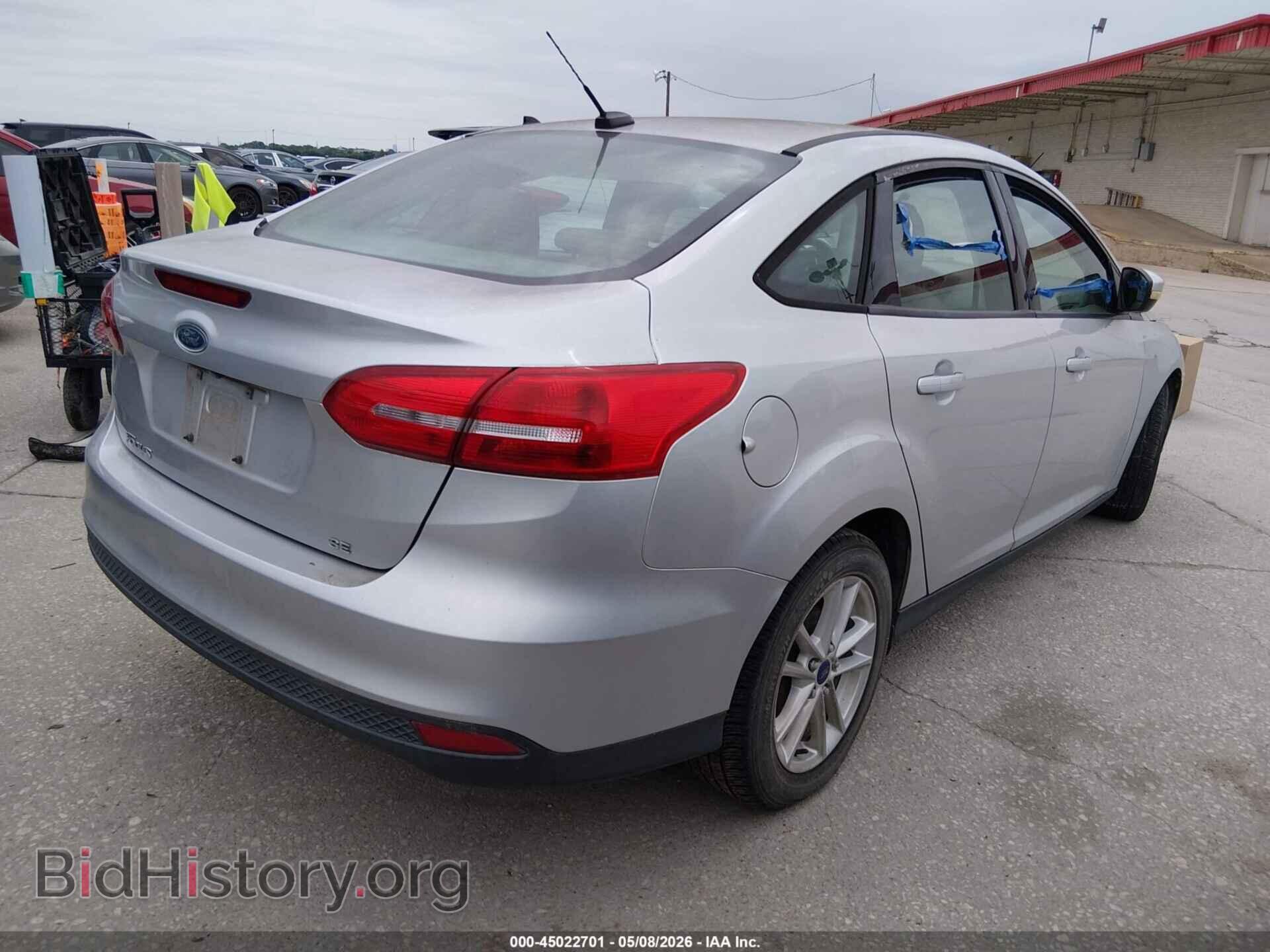 2017 FORD FOCUS - VIN: 1FADP3F21HL204975 - Фото 4