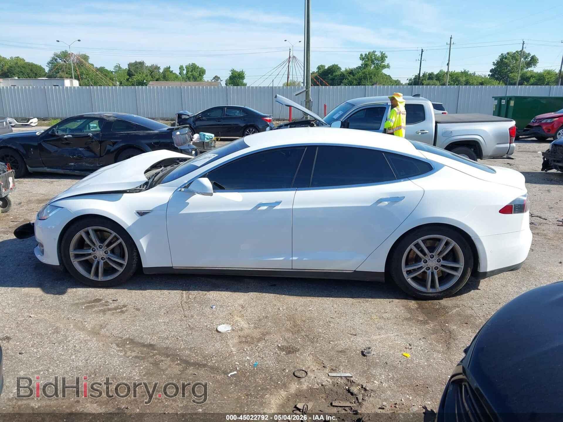 2014 TESLA MODEL S - VIN: 5YJSA1H14EFP65276 - Photo 14