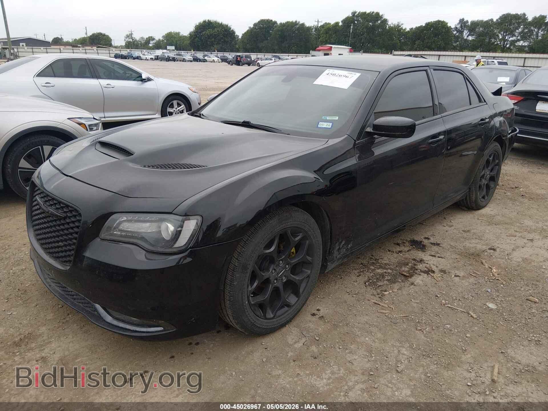 2017 CHRYSLER 300 - VIN: 2C3CCABG0HH663259 - Фото 2
