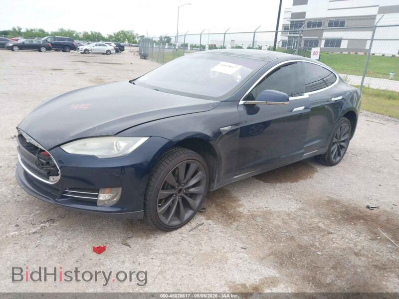 2013 Tesla MODEL S (VIN 5YJSA1DP3DFP05563) — фото 2 из 18