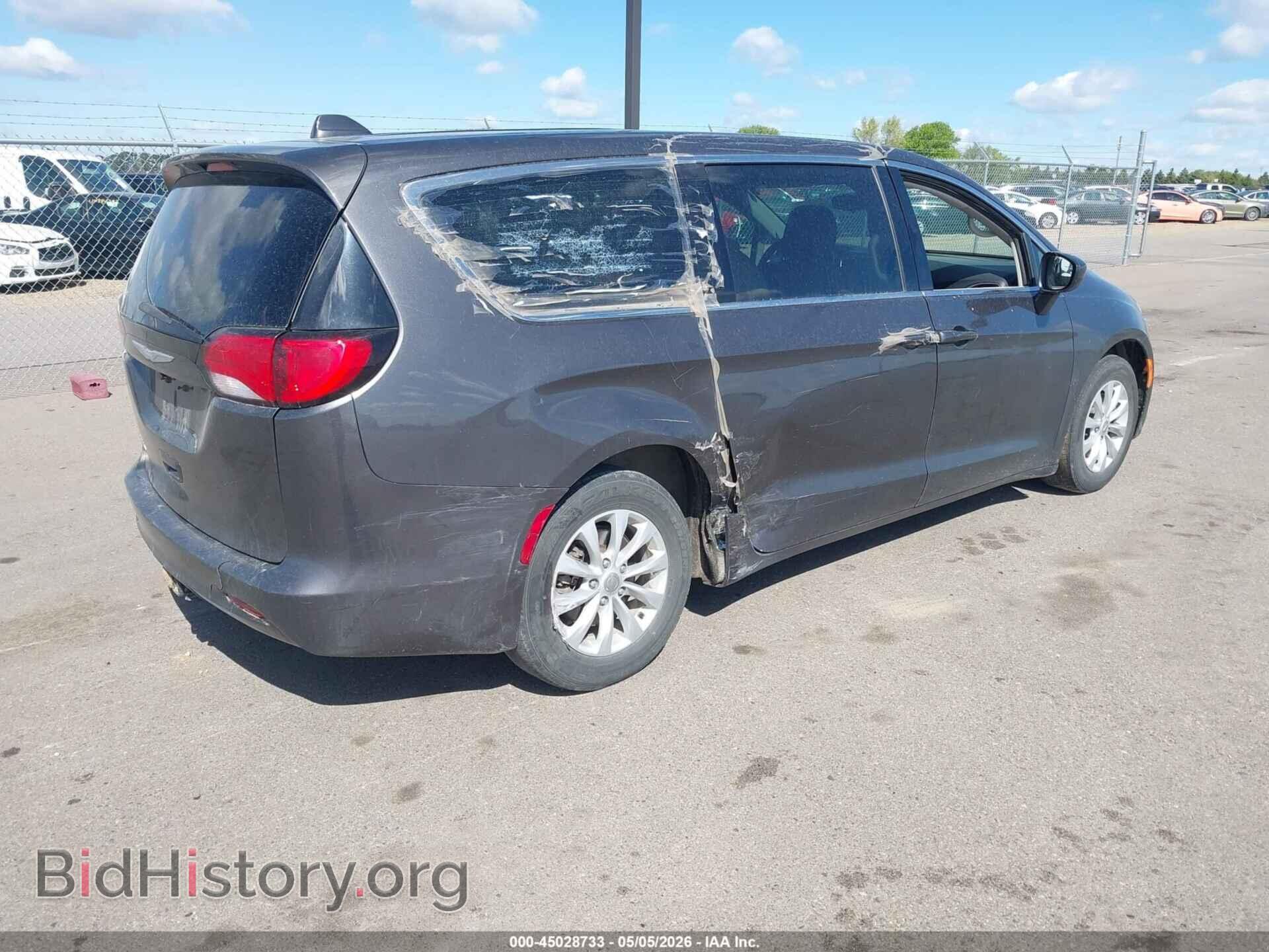 2017 CHRYSLER PACIFICA - VIN: 2C4RC1DG2HR668525 - Photo 4