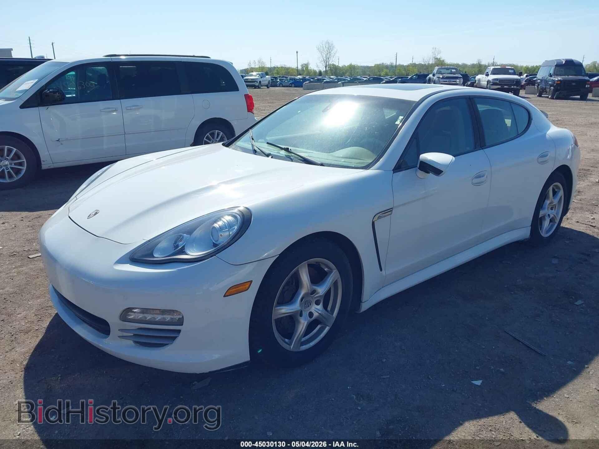 2013 PORSCHE PANAMERA - VIN: WP0AA2A74DL011676 - Фото 2