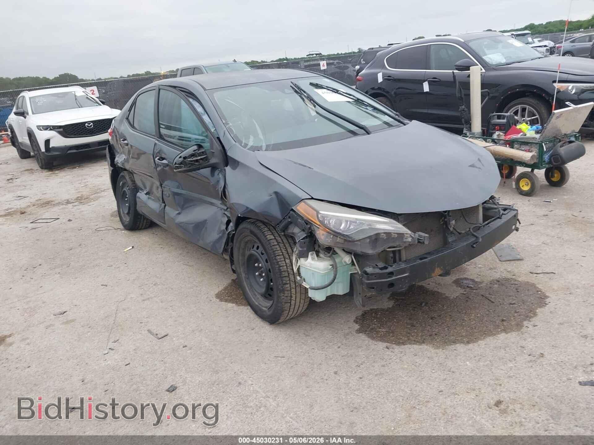 Photo 5YFBURHE4JP759727 - TOYOTA COROLLA 2018