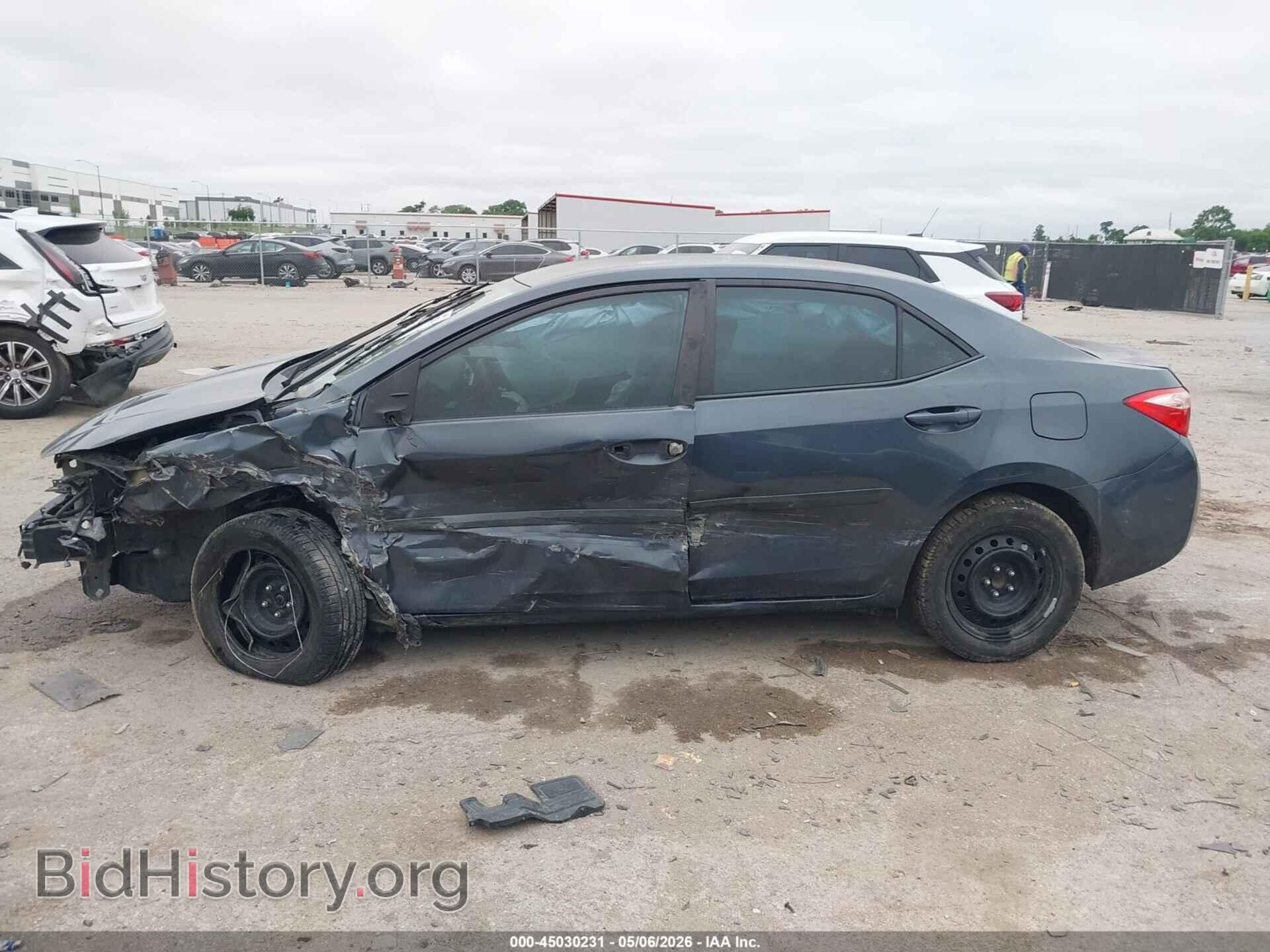 2018 TOYOTA COROLLA - VIN: 5YFBURHE4JP759727 - Фото 13