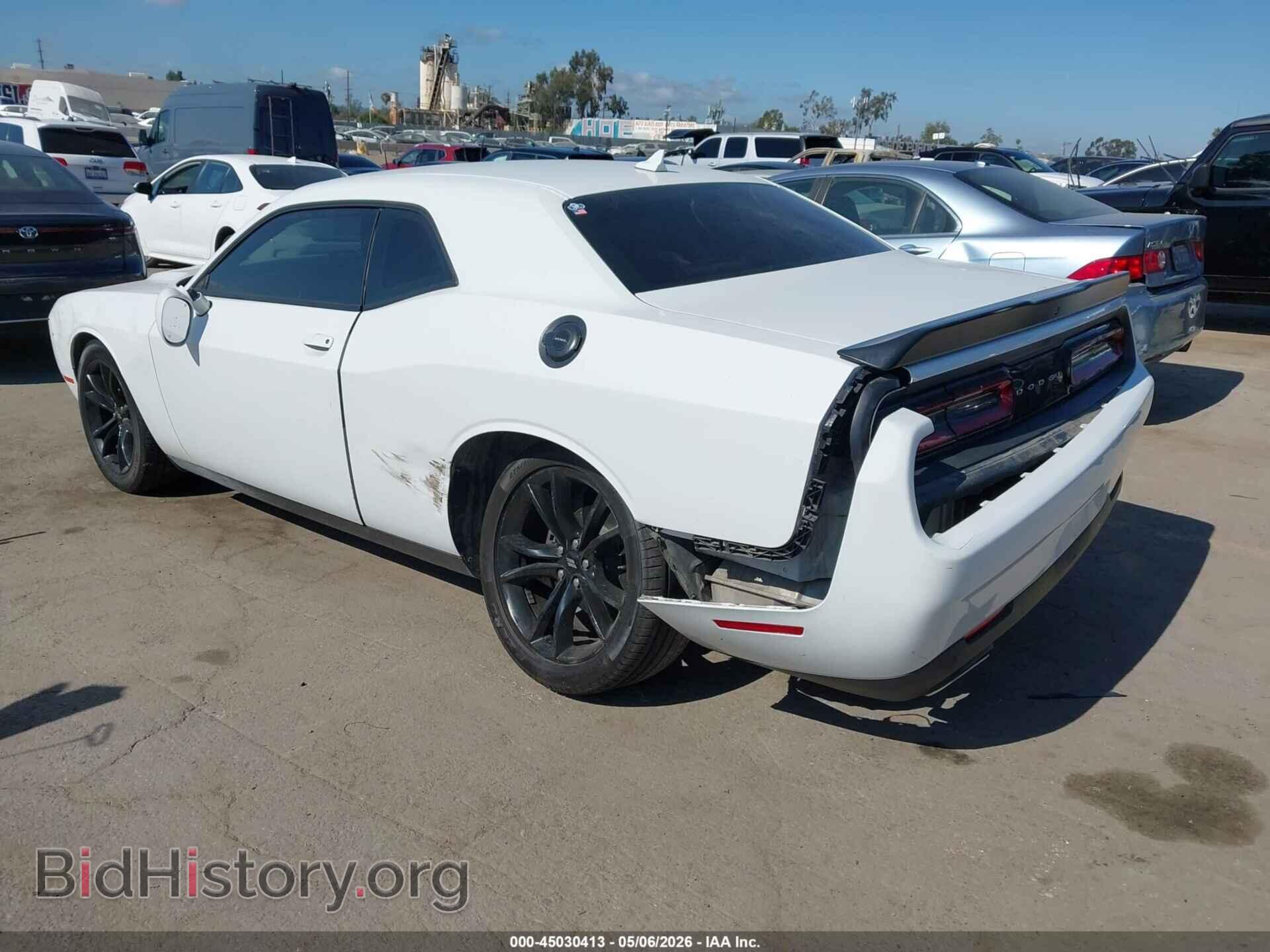 2018 DODGE CHALLENGER - VIN: 2C3CDZAG8JH288157 - Фото 3
