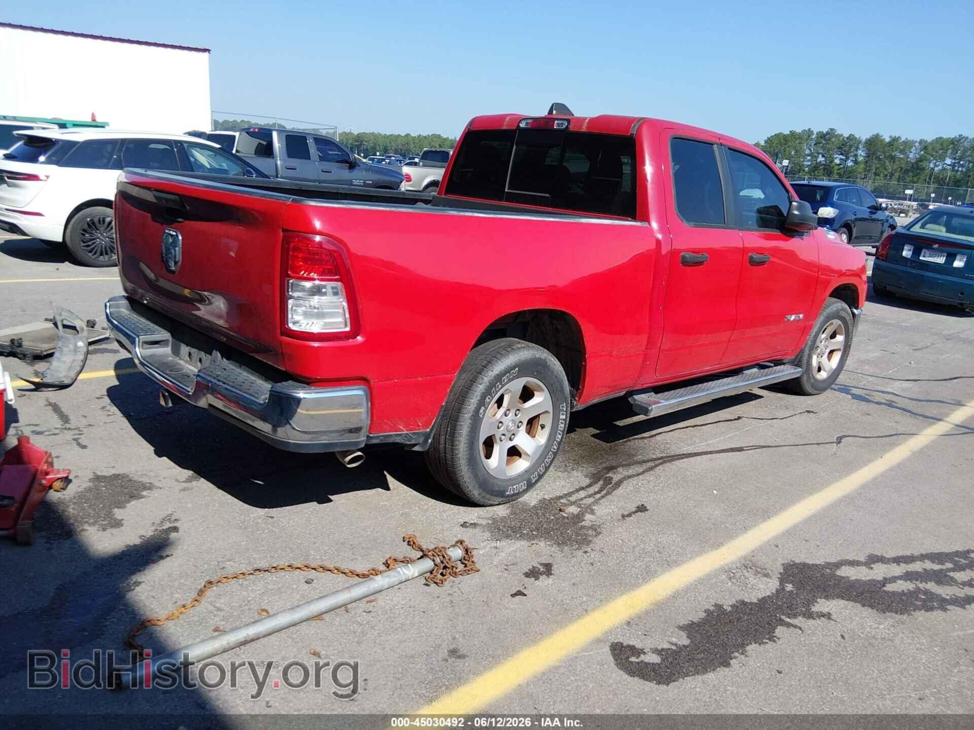 2019 RAM 1500 - VIN: 1C6RRECT2KN628008 - Photo 4