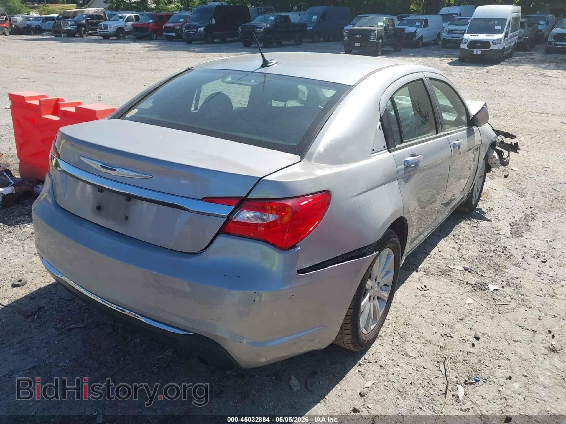 2013 CHRYSLER 200 - VIN: 1C3CCBBB9DN693923 - Фото 4