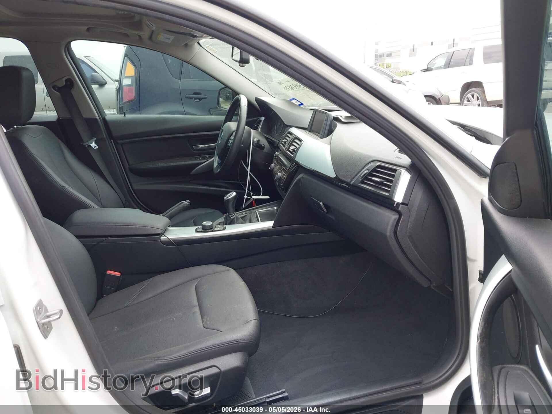 2017 BMW 320I - VIN: WBA8E1G55HNT72487 - Фото 5