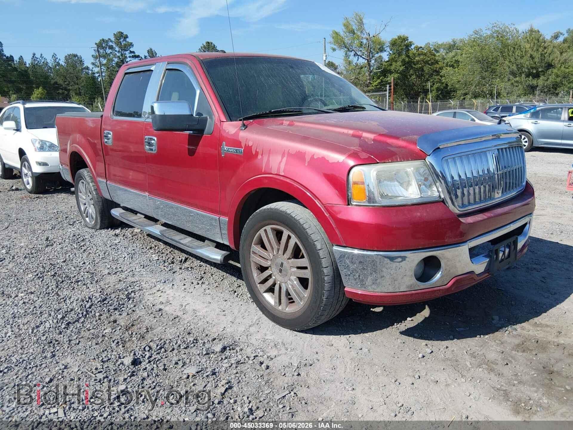Photo 5LTPW16558FJ04737 - LINCOLN MARK LT 2008