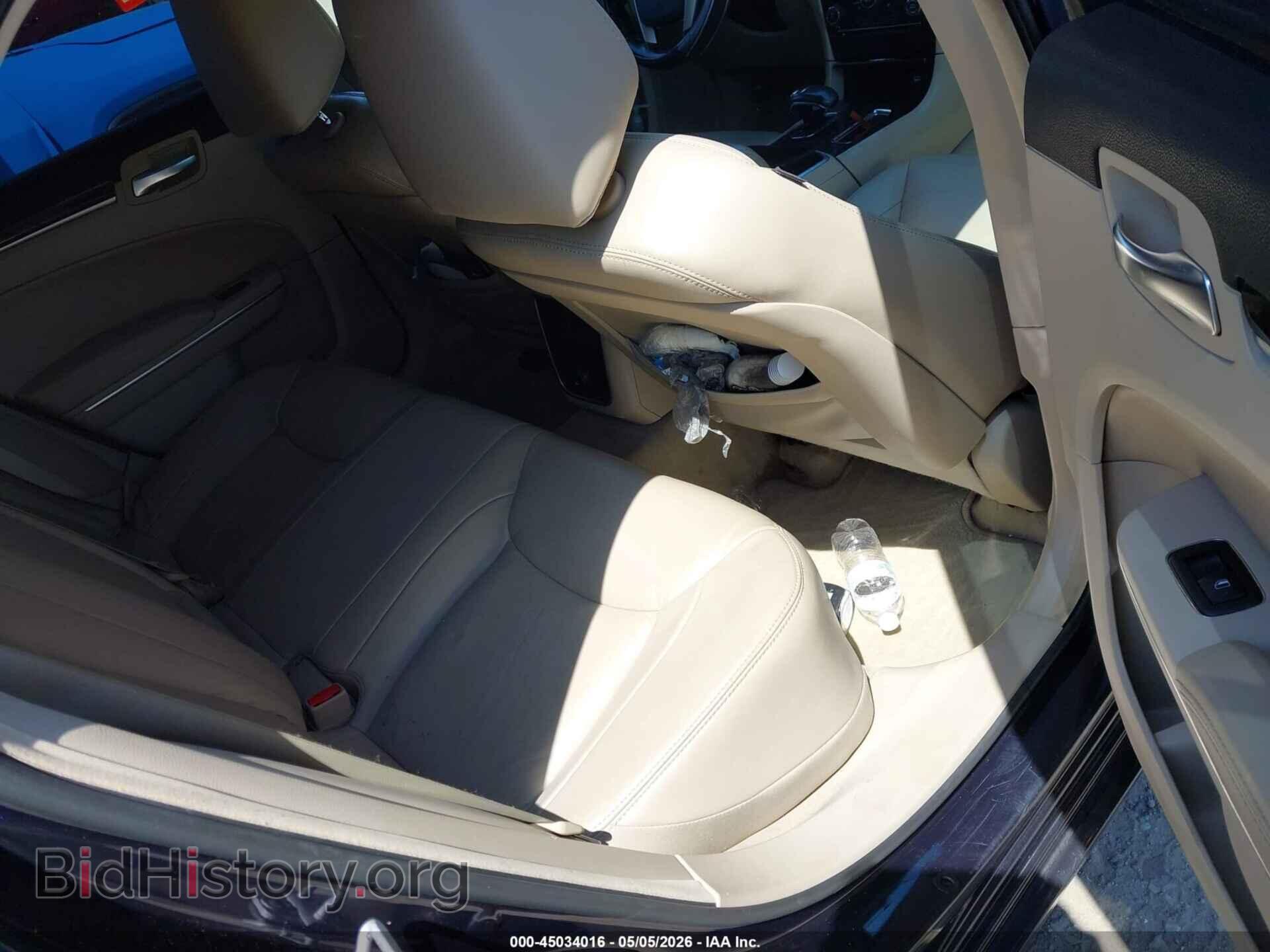 2012 CHRYSLER 300 - VIN: 2C3CCAHG3CH139197 - Фото 8
