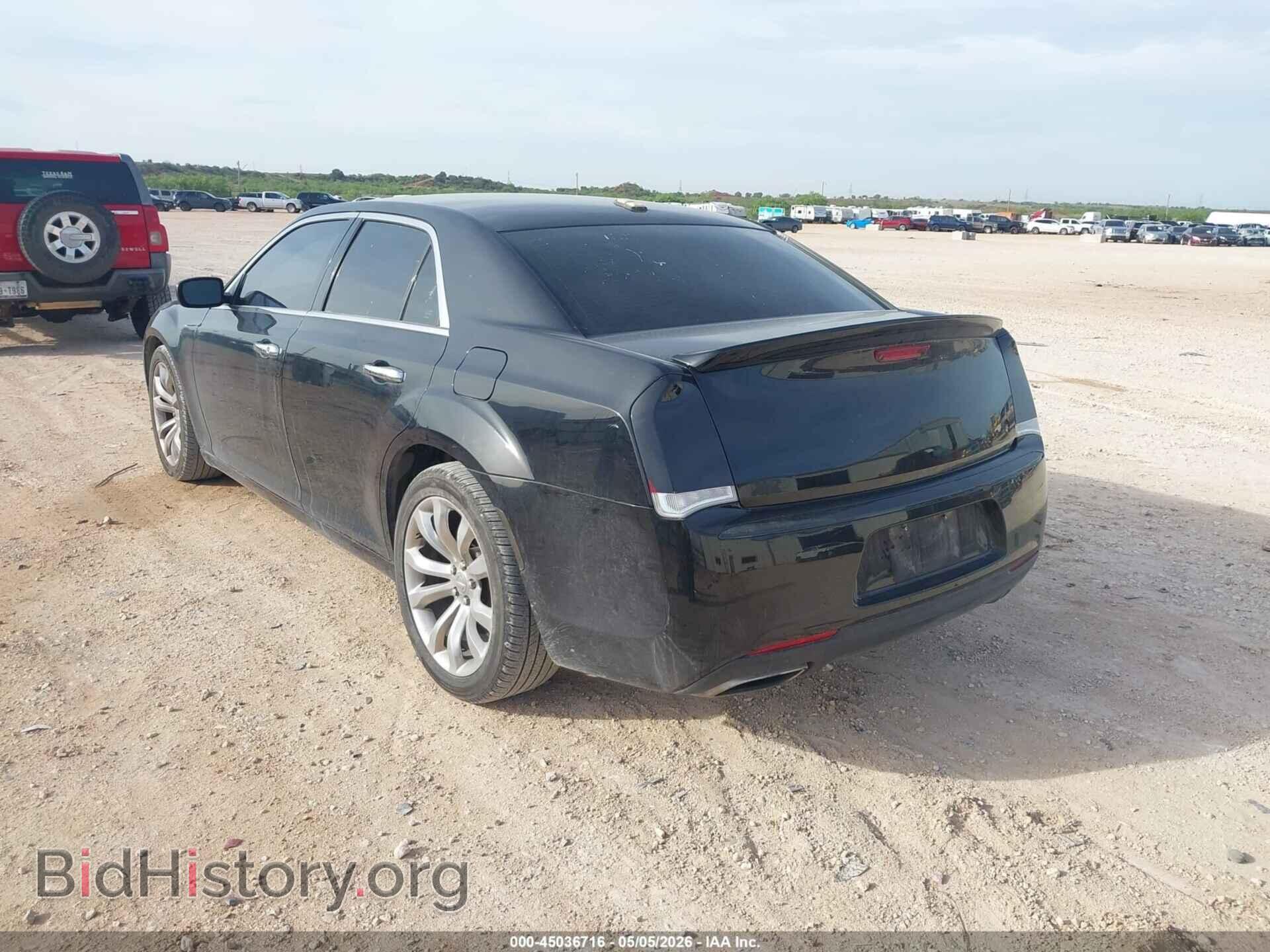 2019 CHRYSLER 300 - VIN: 2C3CCAEG9KH697574 - Фото 3