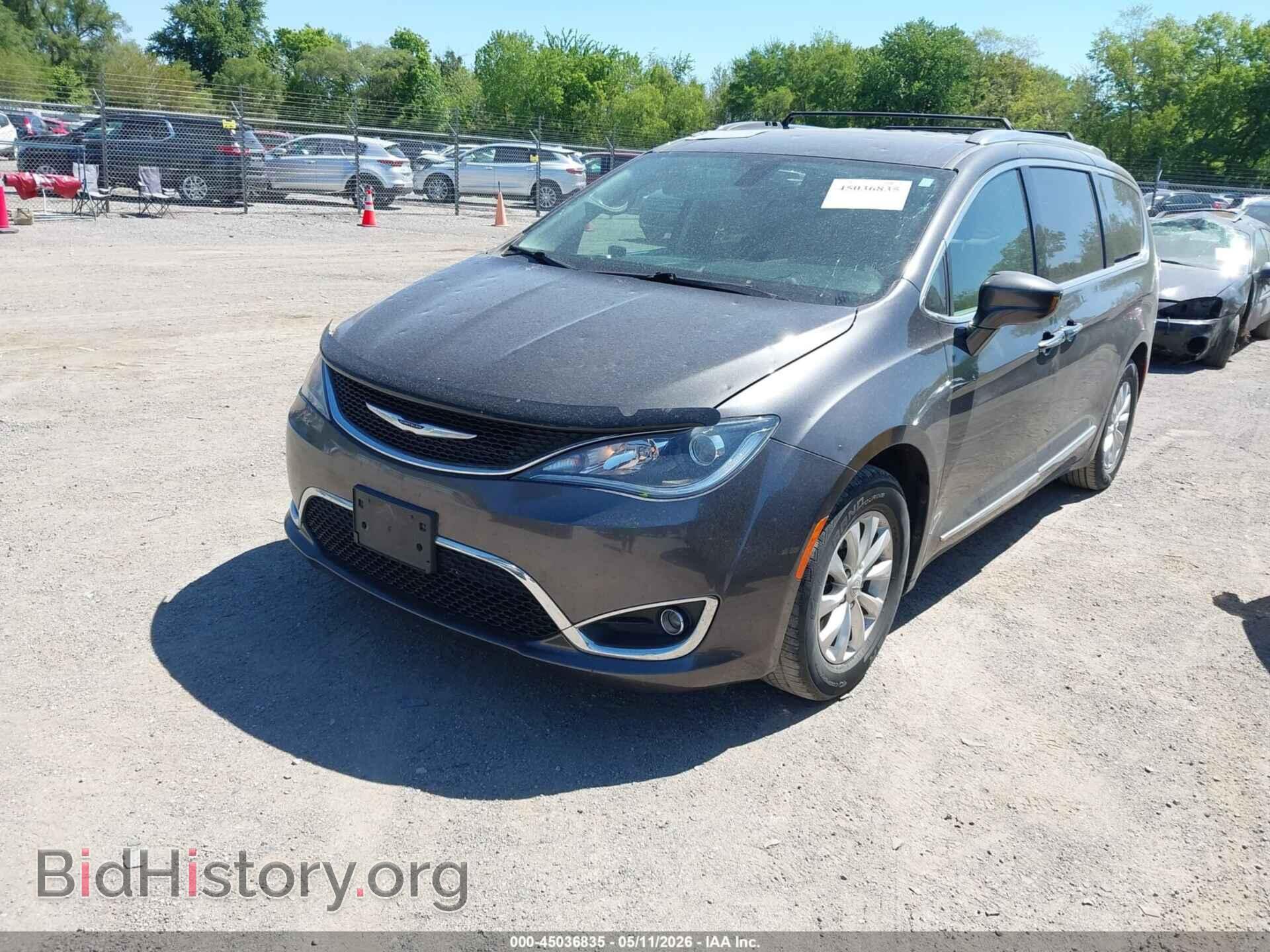 2019 CHRYSLER PACIFICA - VIN: 2C4RC1BG8KR583196 - Фото 2