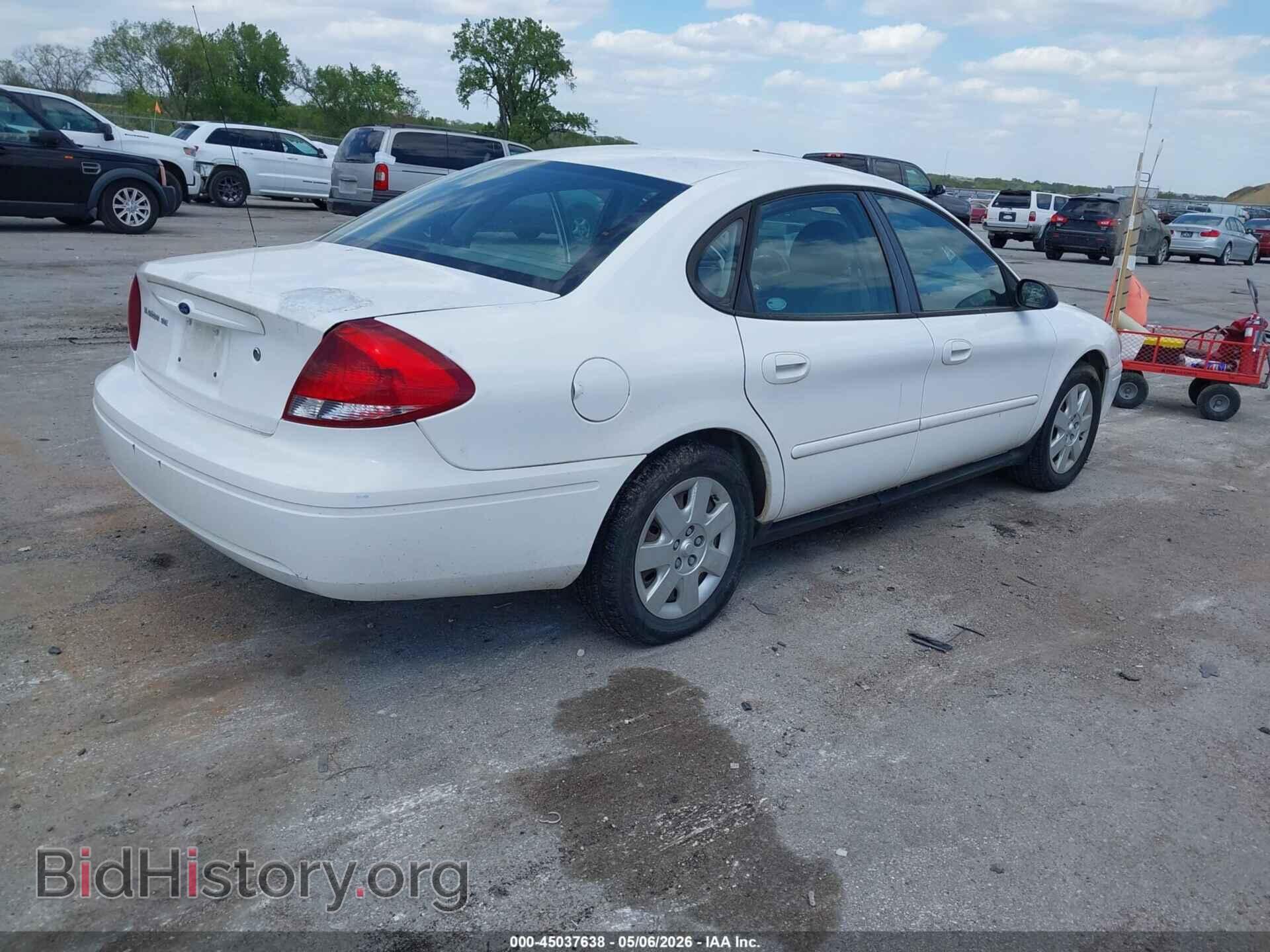 2005 FORD TAURUS - VIN: 1FAFP53255A118116 - Фото 4