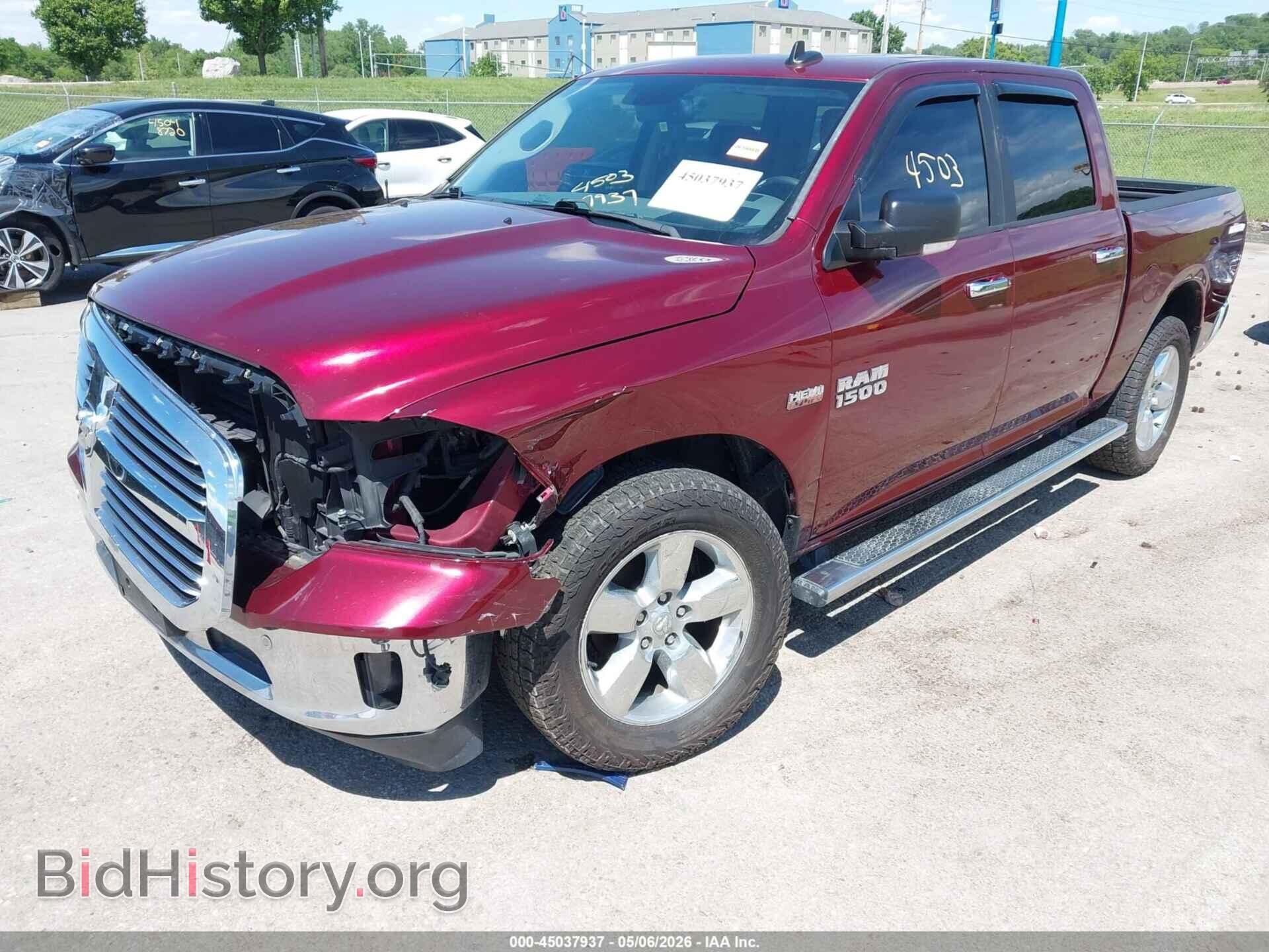 2017 RAM 1500 - VIN: 3C6RR7LT9HG552557 - Фото 2