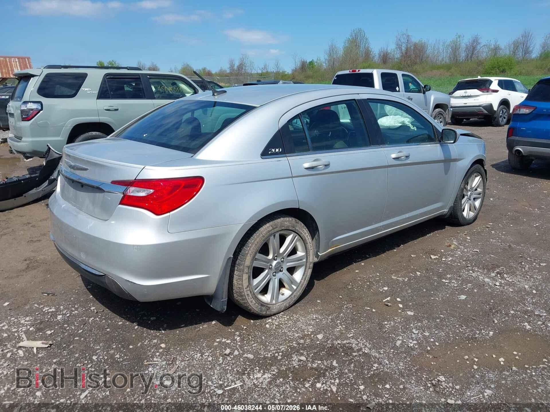 2012 CHRYSLER 200 - VIN: 1C3CCBBB4CN177094 - Фото 4