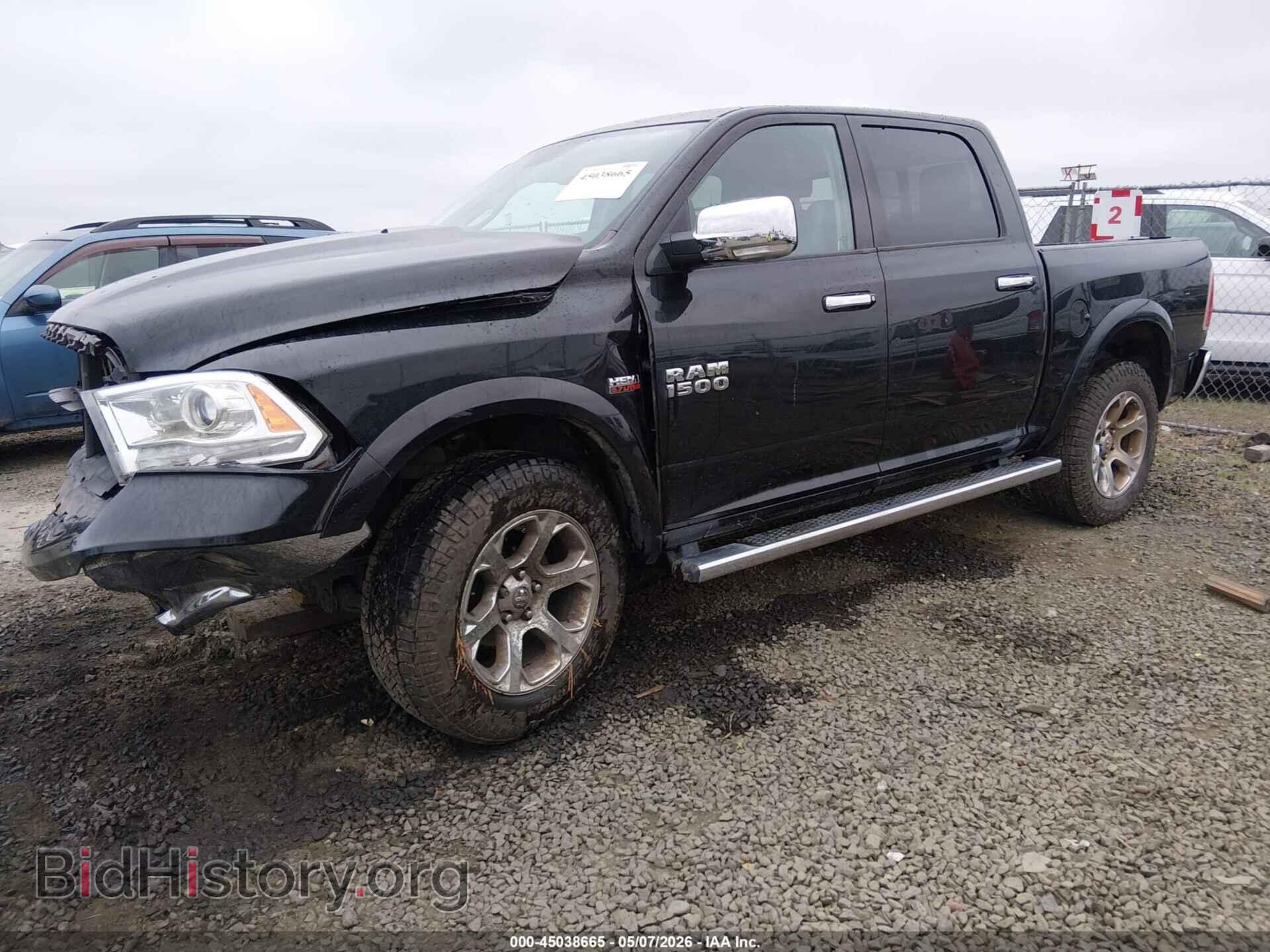 2017 RAM 1500 - VIN: 1C6RR7NT1HS824461 - Фото 2